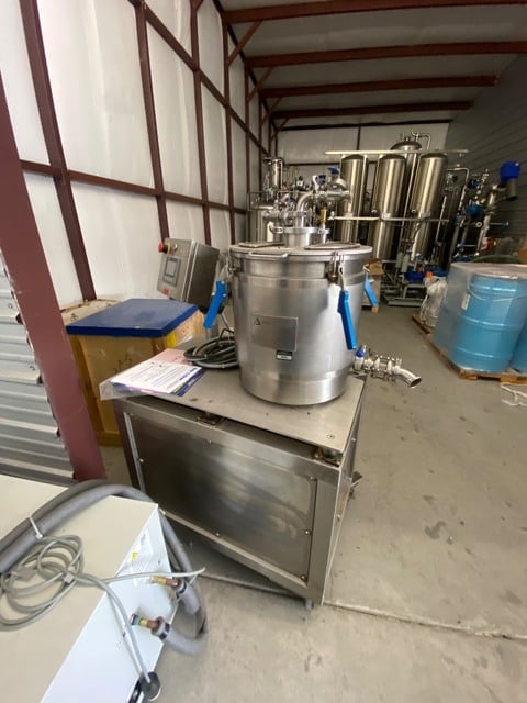 ExtraktLAB #E-140, Supercritical CO2 Botanical Extraction System, four-machine line, 1,688 lbs./day, 5,000 - Image 3