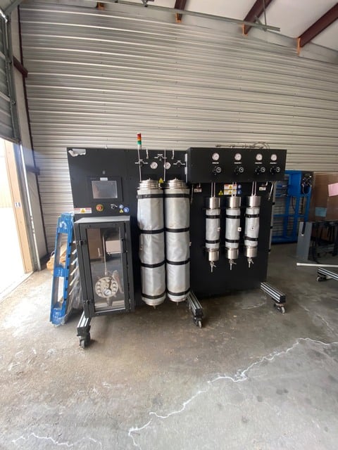 ExtraktLAB #E-140, Supercritical CO2 Botanical Extraction System, four-machine line, 1,688 lbs./day, 5,000 - Image 4