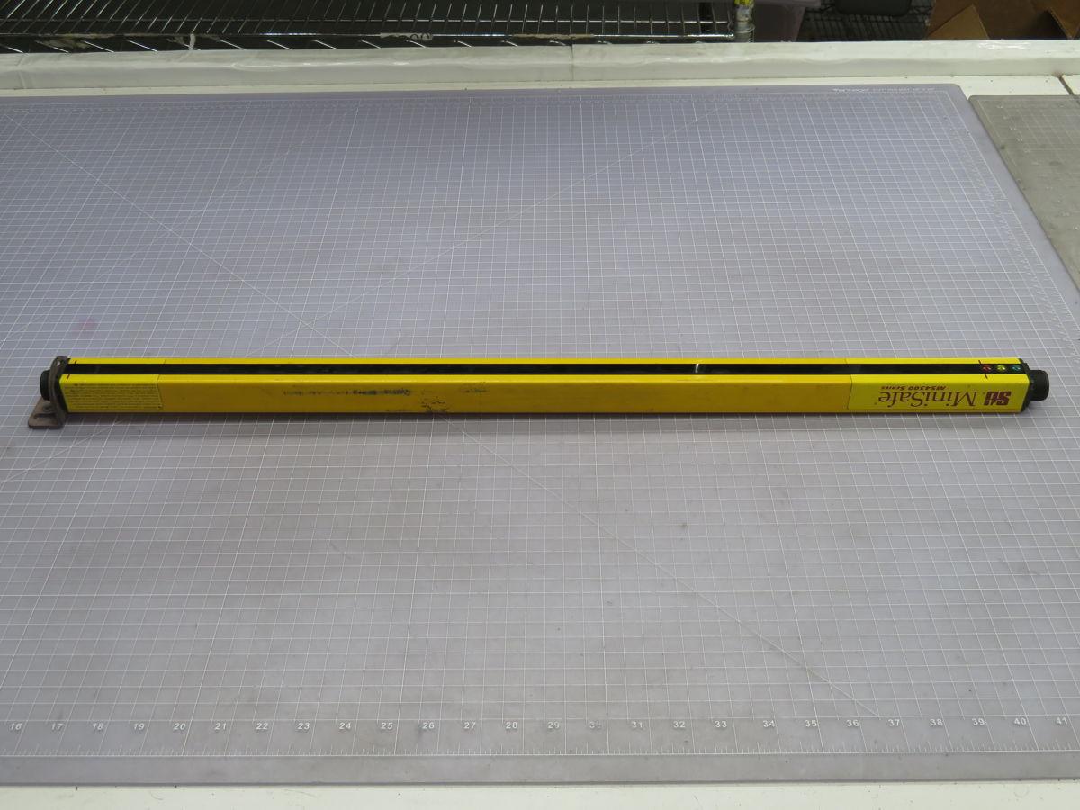 STI #MS4328BX, Light Curtain - Image 3