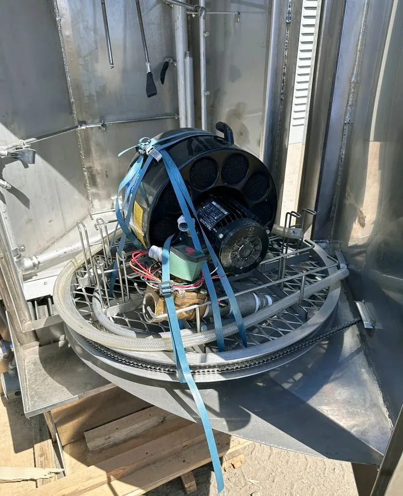 26" Stoelting, Rotary Turntable Parts Washer, 800 lb. capacity, 5 HP wash pump, 90 GPM @ 50 psi, 70 gallon - Image 2