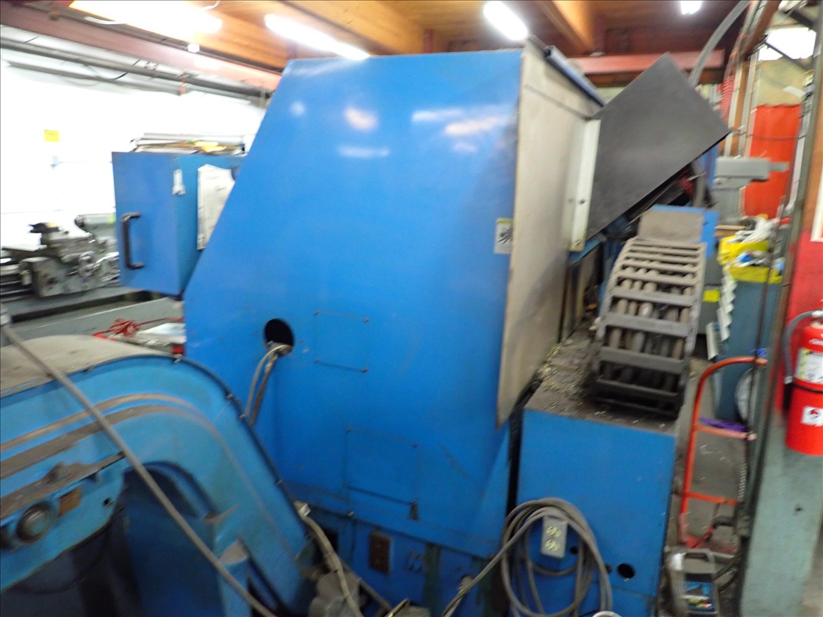 Femco #WNCL-35, CNC Turning Center, 12-station turret, 3-jaw chuck, 2500 RPM, chip conveyor, tailstock, Fanuc - Image 7