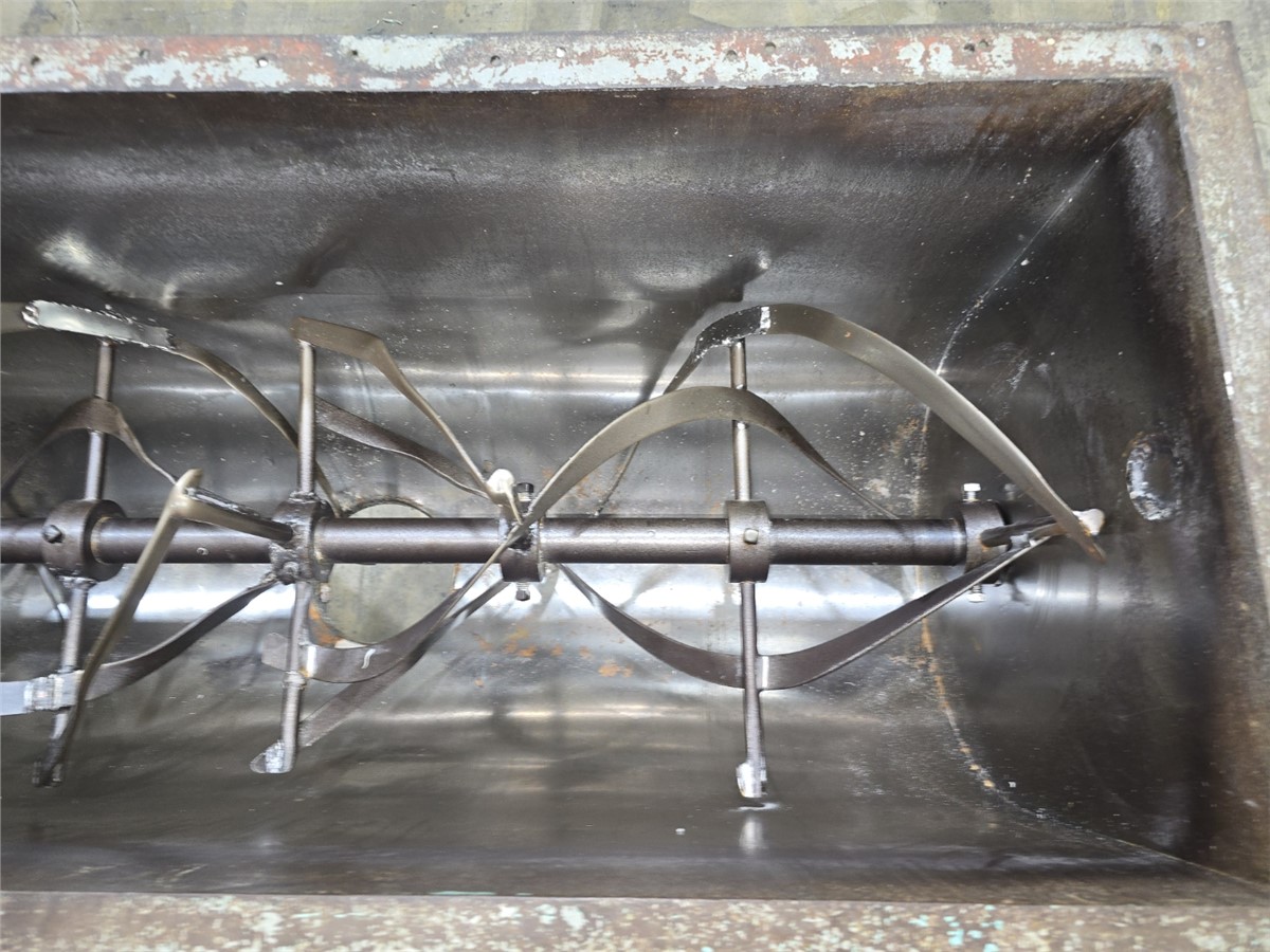 10 cu.ft. Ribbon blender, 50" x18" trough, 21" deep, double ribbon agitator, 56 RPM, 2 HP explosion proof - Image 4
