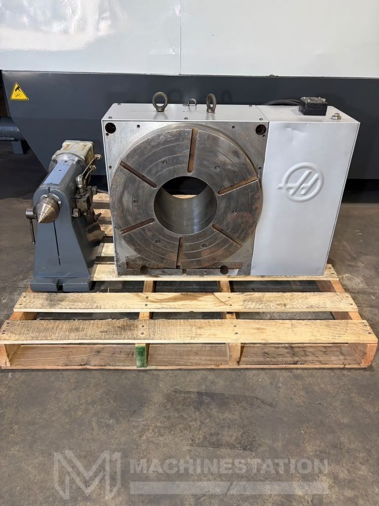 17.7" Haas #HRT-450, 4-Axis CNC rotary table, 11.5" center height, 850 lb. max. load, 1,350 ft-lb. brake - Image 1