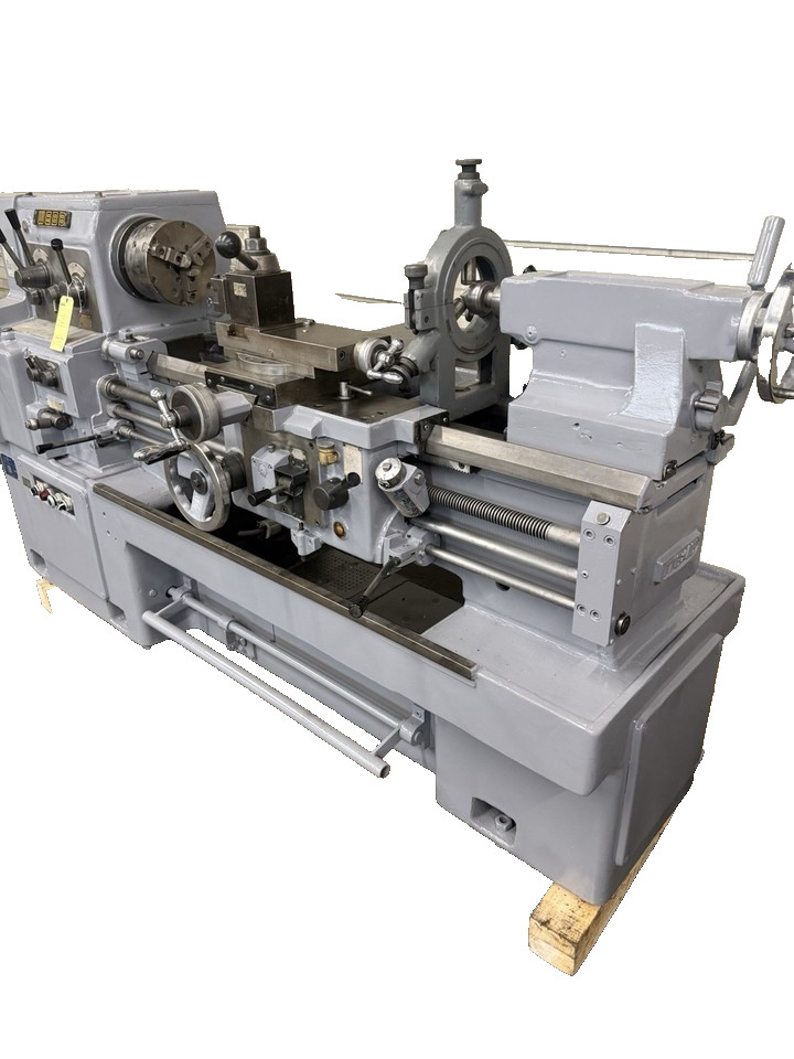 17" x 40" Whacheon Webb, Gear Head Toolroom Lathe, 18" swing over bed - Image 2