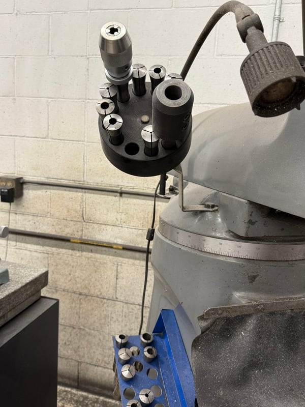 Sharp #LMV, vertical knee mill, 9" x 42" table, 30" X, 12" Y, 16" knee, R-8, 4500 RPM, Acu-Rite 2-axis - Image 5