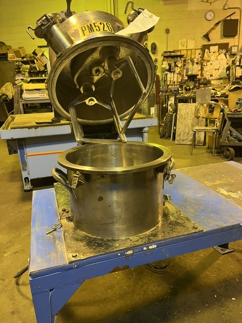 1 gallon Ross #LDM-1, lab double planetary mixer, Stainless Steel bowl, vacuum hood, 1-1/2 HP vari-drive - Image 2
