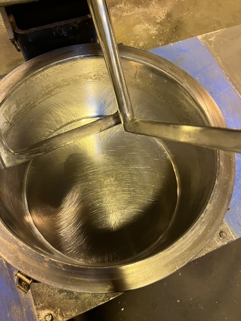 1 gallon Ross #LDM-1, lab double planetary mixer, Stainless Steel bowl, vacuum hood, 1-1/2 HP vari-drive - Image 3