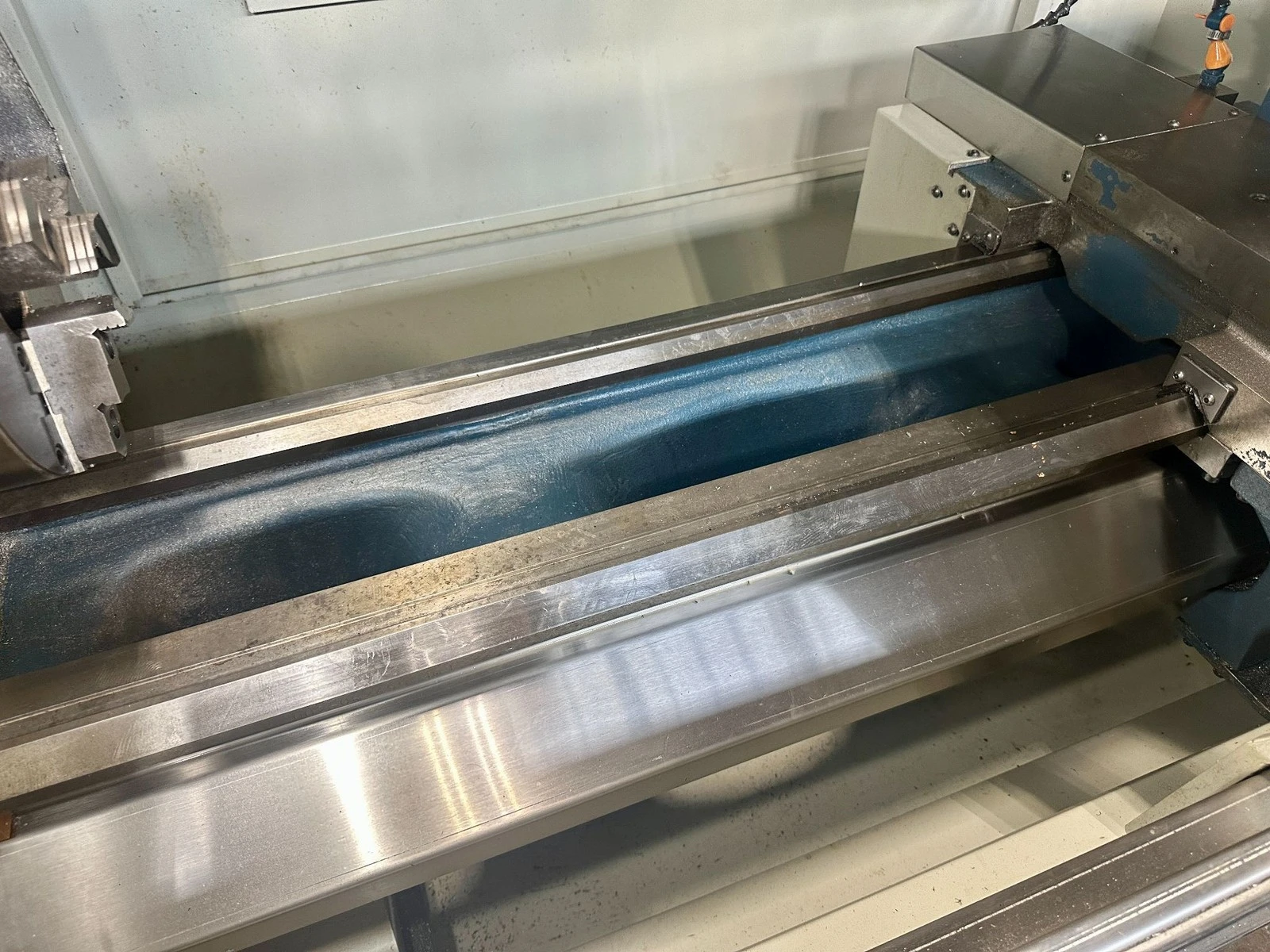 Bridgeport Romi #EZ-Path-S, CNC Lathe, 8.6" X, 40" Z, 18" turning diameter, 40" workpiece length, 10" 3-jaw - Image 4