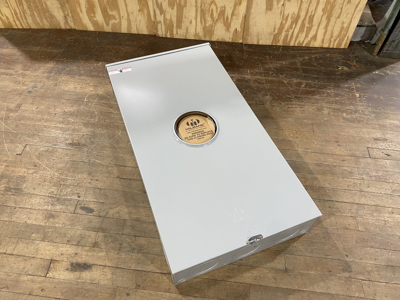 320 Amps, Milbank #U3566-X-HSP, Meter Base, 3 phase, 7 Terminal, Bypass, MEG Approved, new - Image 1