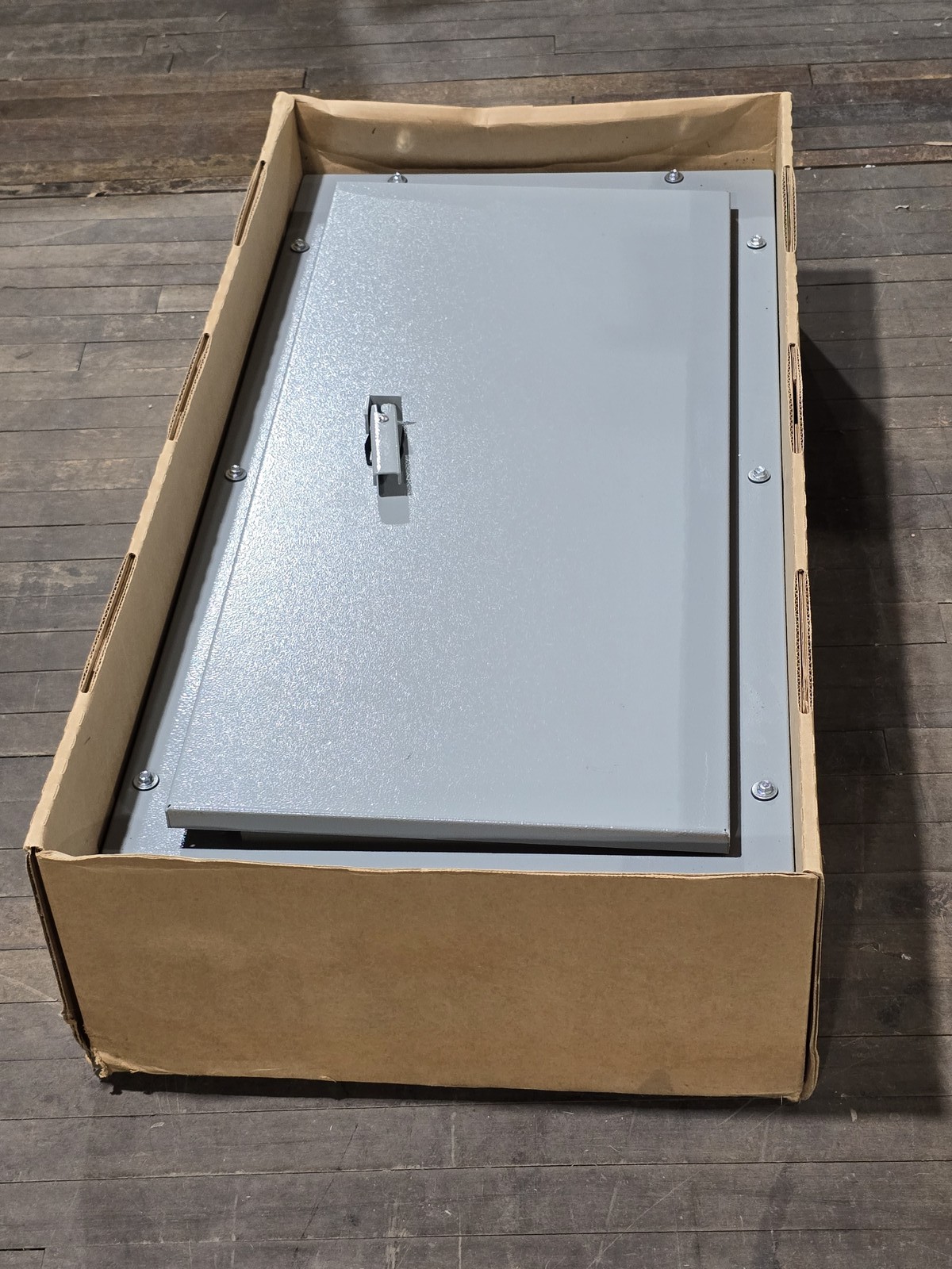 ABB #AB433, ReliaGear Lighting Panelboard Enclosure, Nema 3R, 225A, new - Image 2