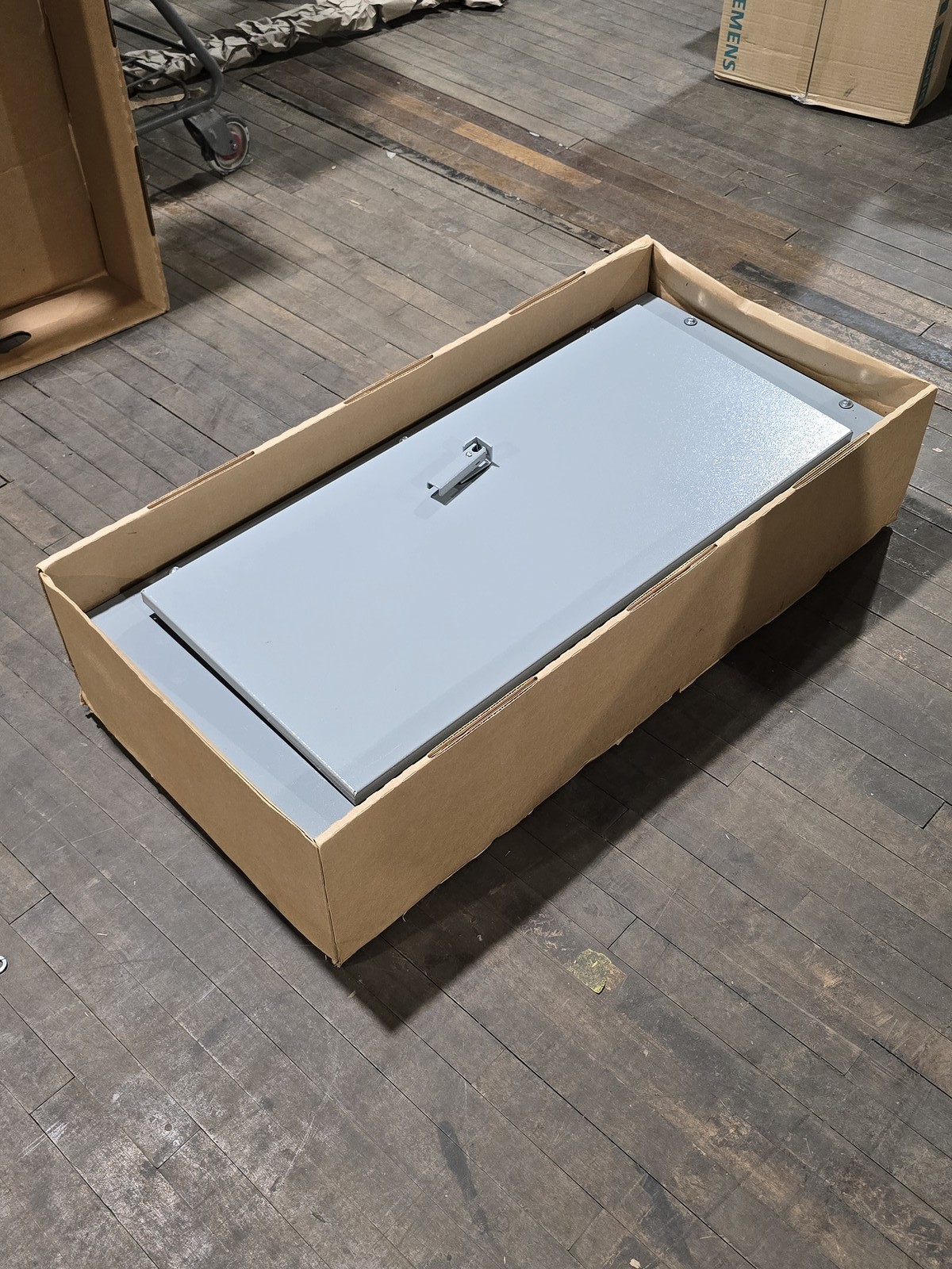 ABB #AB433, ReliaGear Lighting Panelboard Enclosure, Nema 3R, 225A, new - Image 5