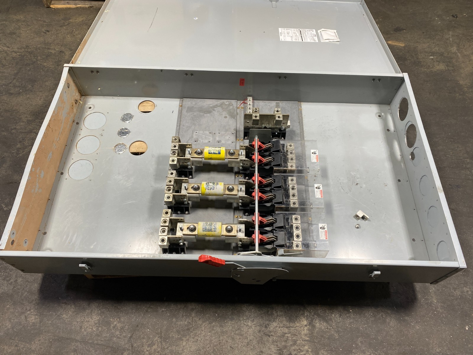 1200 Amp. Siemens #HF368N, Heavy Duty Disconnect Switch, 3P, 3 phase, 600 VAC, 250 VDC, Nema Type 1 - Image 10