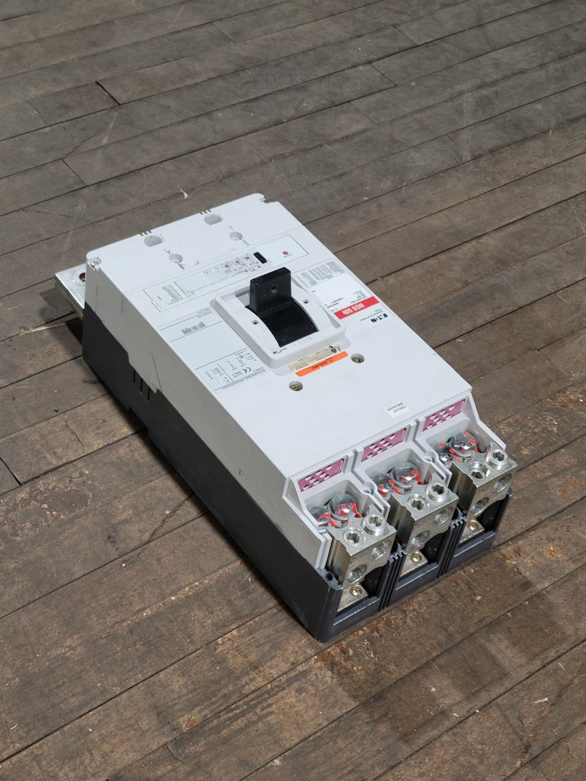 1200 Amps, Eaton #NGS312033E, Circuit Breaker, 3P, 600 VAC, 50/60 Hz., w/ SNT5LP11K Shunt Trip, 110-240 Volts - Image 8