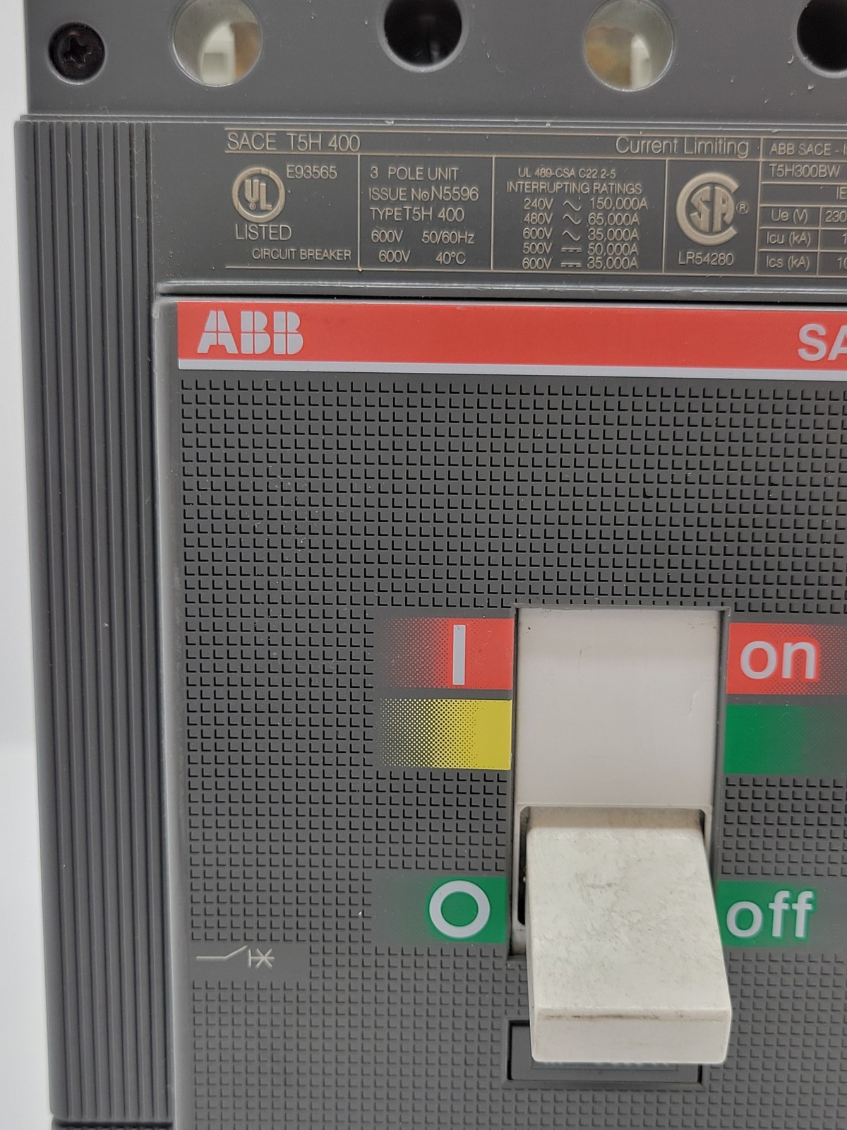 300 Amps, ABB #T5H300BW, SACE Tmax Circuit Breaker, 3P, 600 Volts, 65KA, T5H400, PR221DS Fixed-Version - Image 2