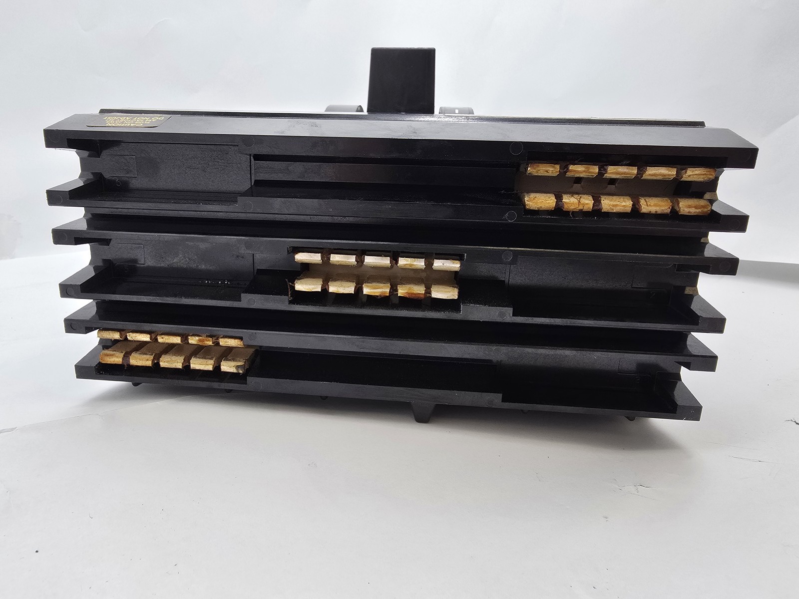 700 Amps, Square D #MA36700, I-Line Circuit Breaker, 3P, 600 Volts, 22KA, Series 2, w/ Mounting Hardware - Image 4