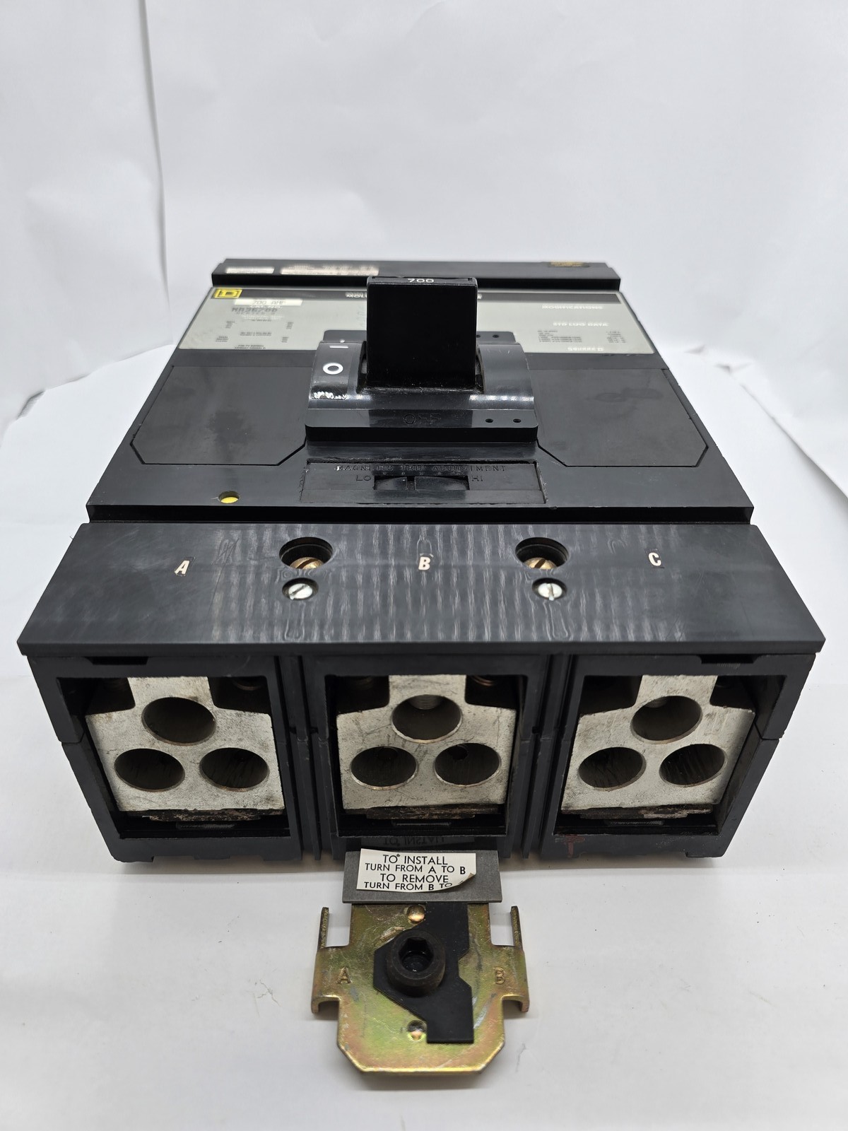 700 Amps, Square D #MA36700, I-Line Circuit Breaker, 3P, 600 Volts, 22KA, Series 2, w/ Mounting Hardware - Image 8