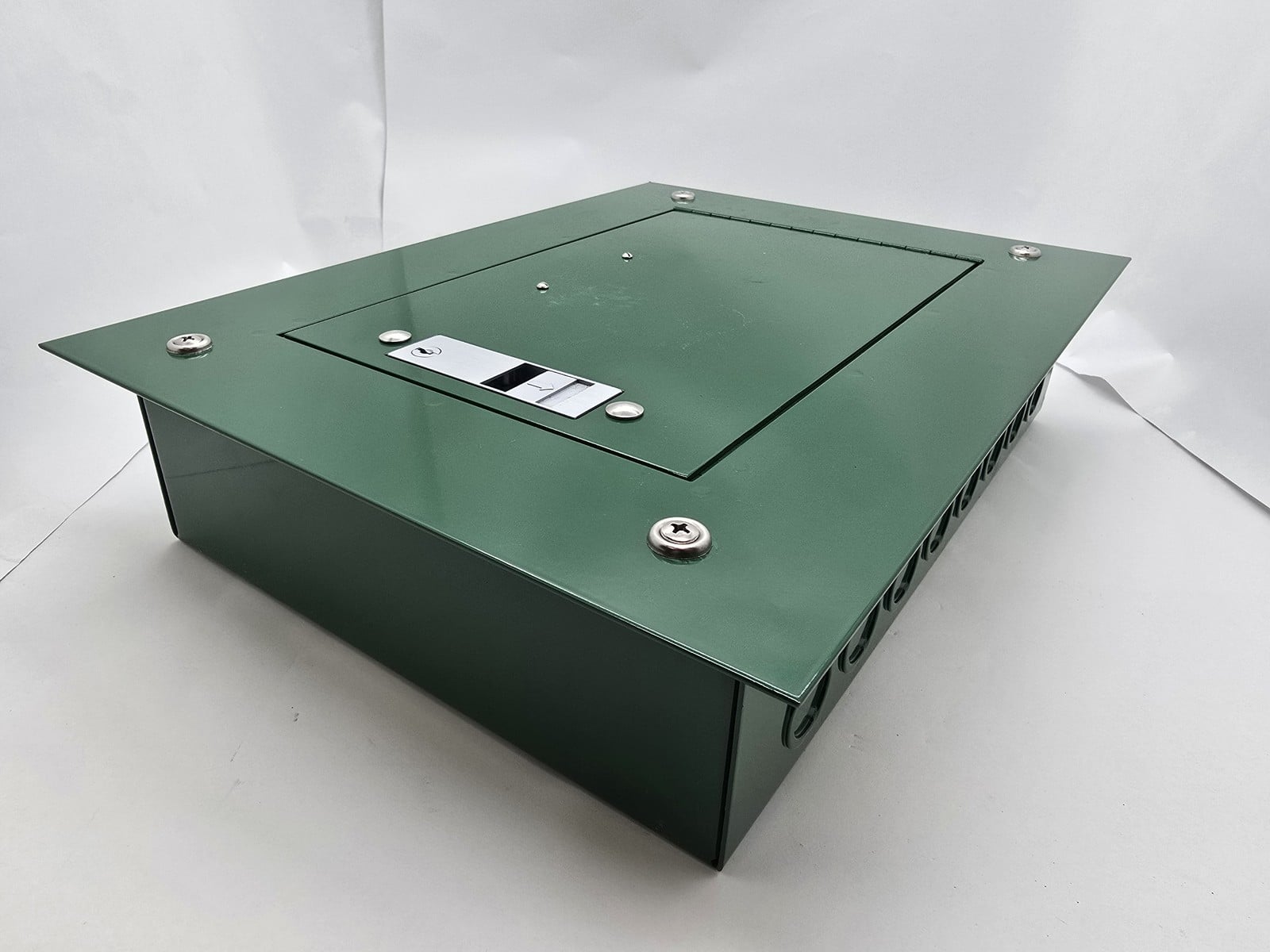 Leviton #G16F1-003-106, Track Light Limiting Panel, 16 Space, 120 Volts, Flush Mount, new - Image 7