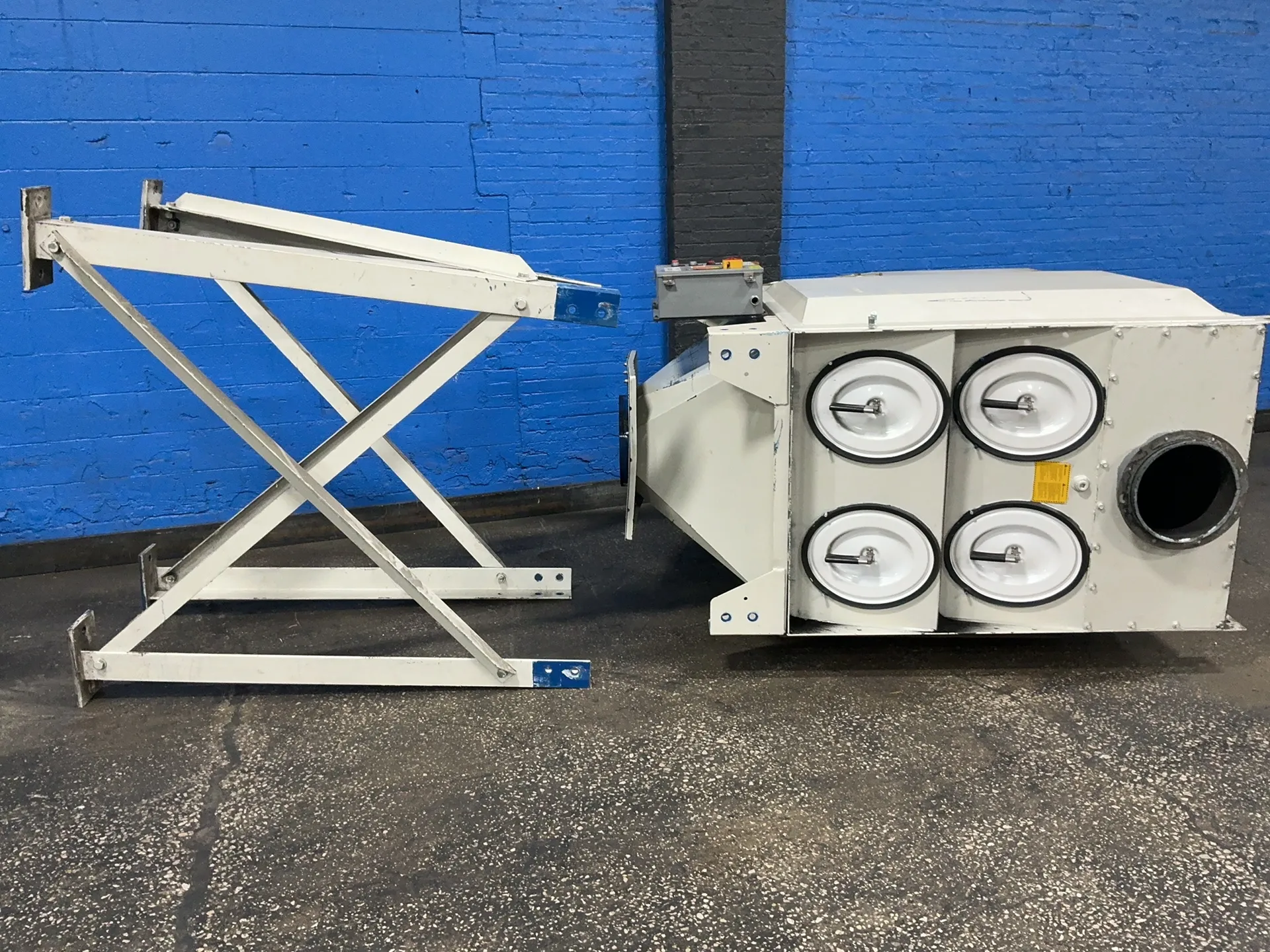 Donaldson Torit, dust collector, 7.5 HP, stand, 208-230/460 V., 2004 - Image 3