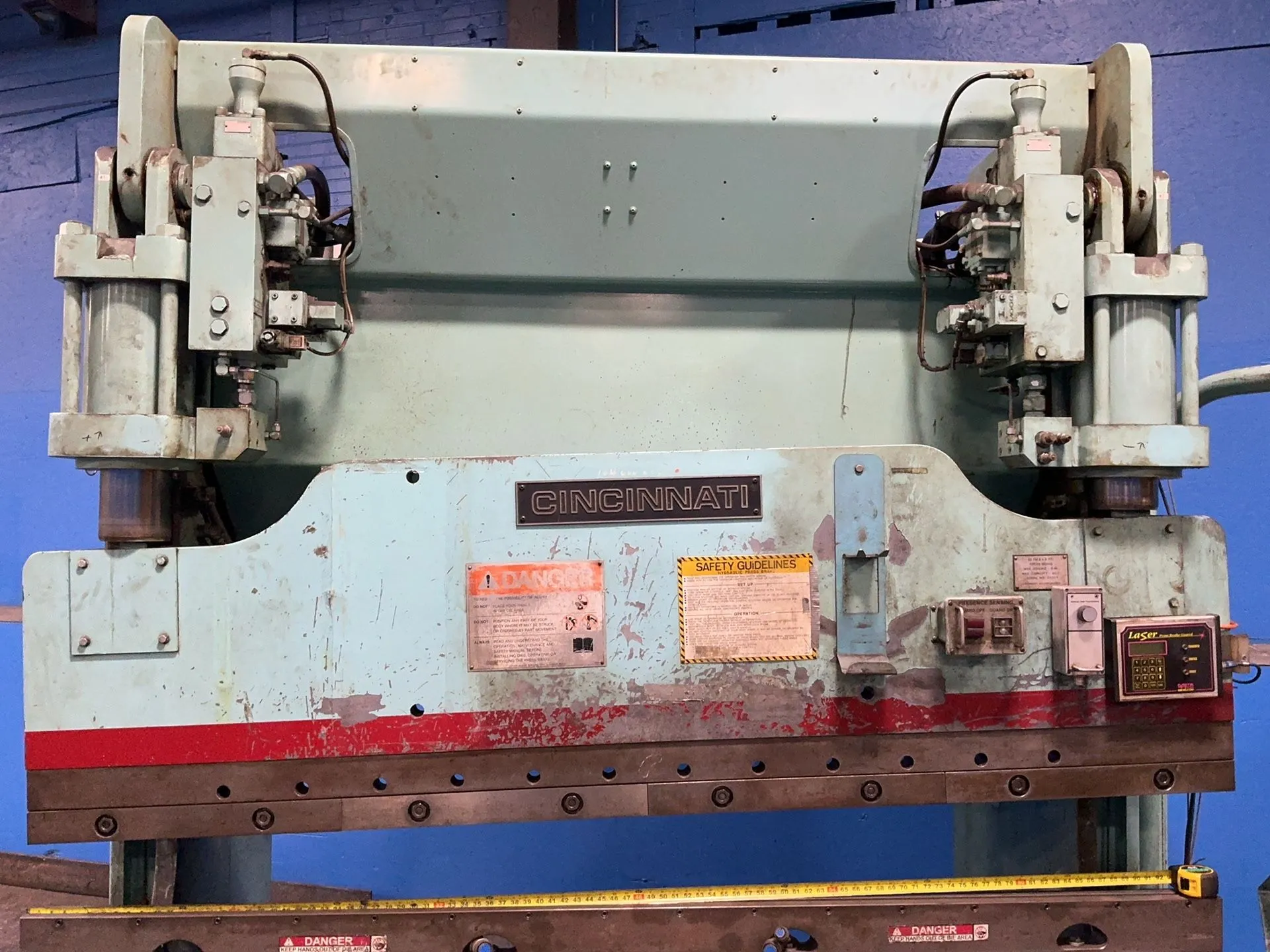 90 Ton, Cincinnati #90-FM-II-X-6-FT., Hydraulic Press Brake, 6' overall, 8" stroke, back gauge, Cincinnati - Image 5