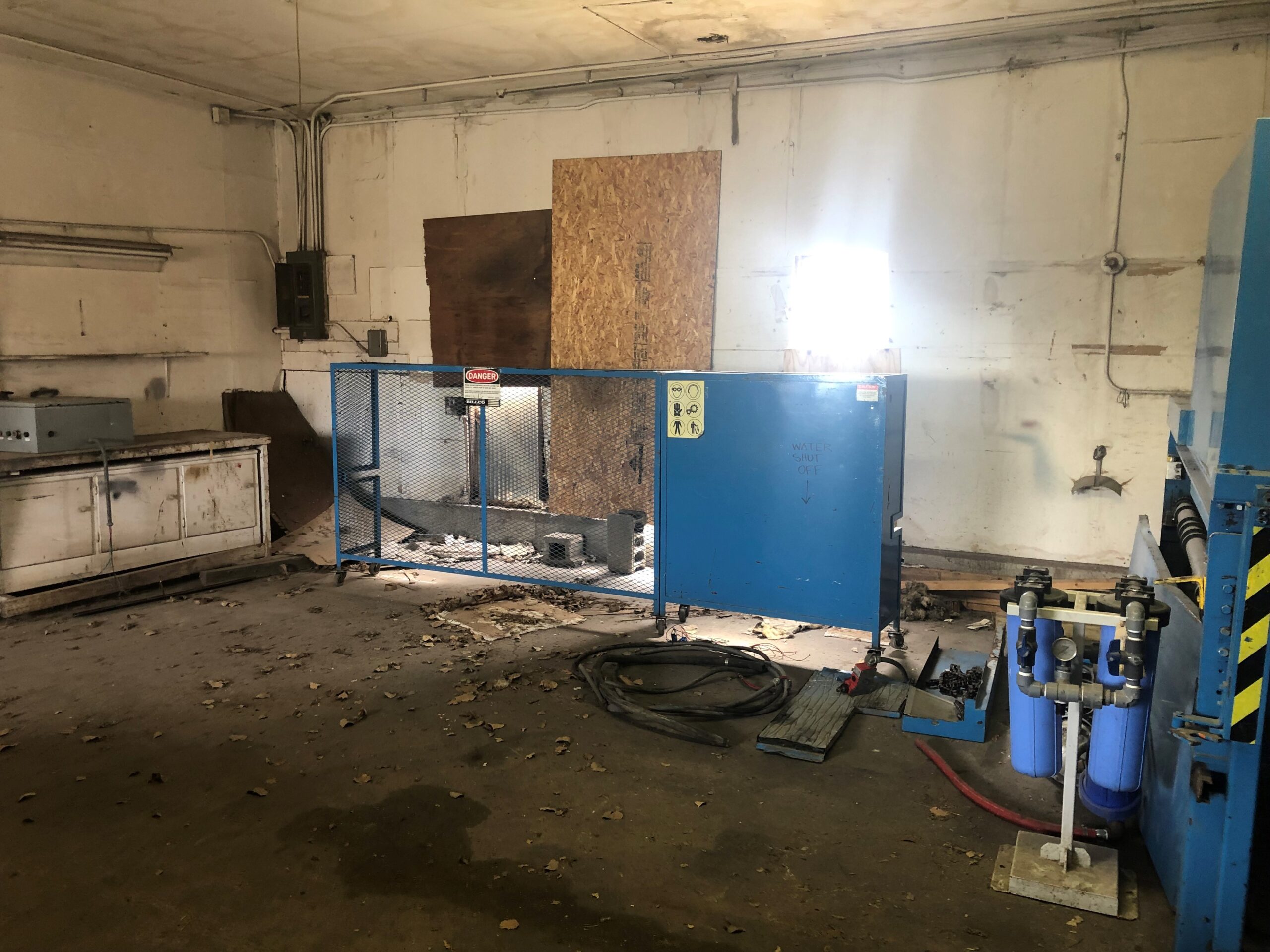 Billco, 84" 6 brush horizontal glass washer - Image 3