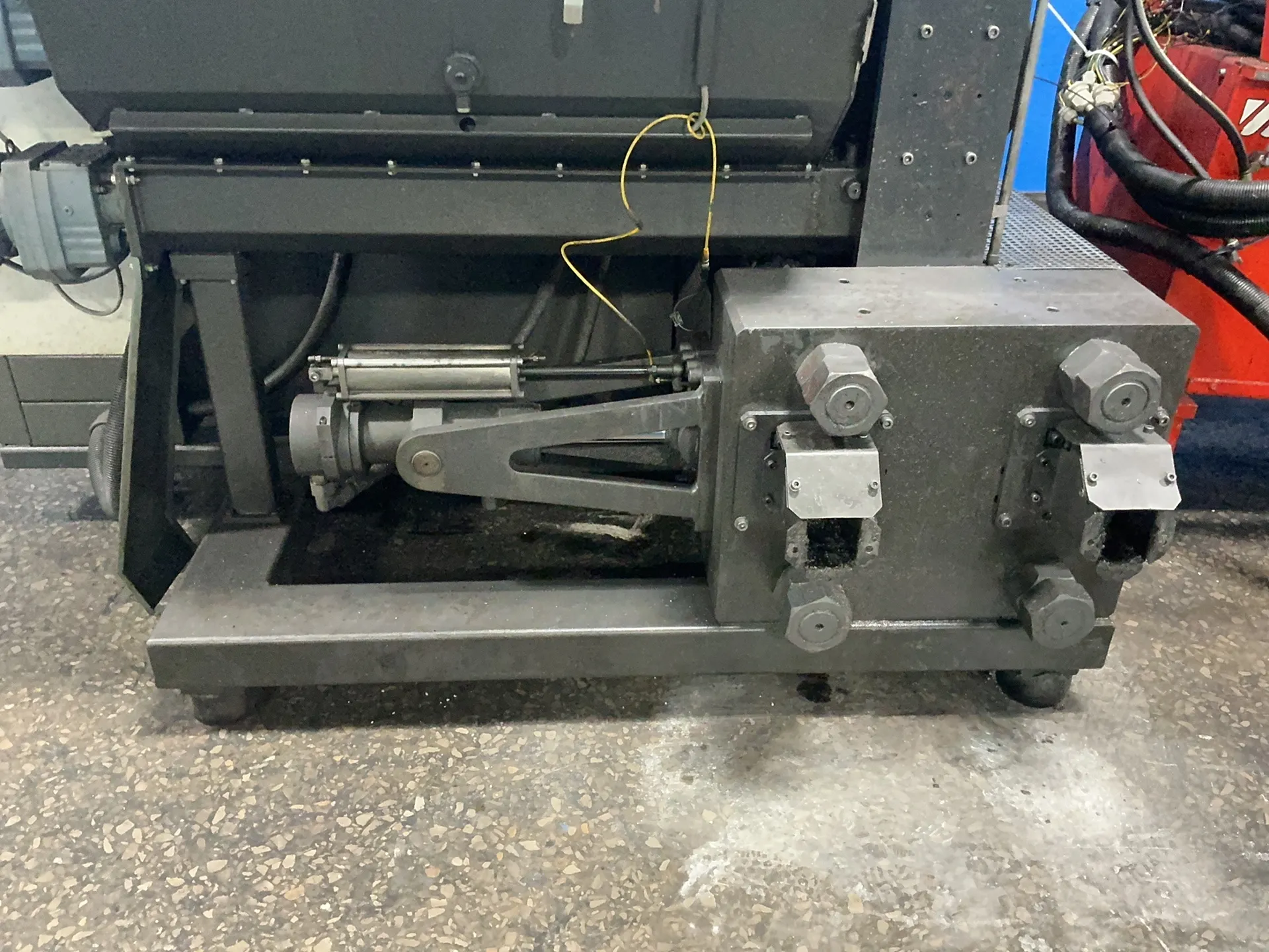 Weima America #TH600M/W-M-S-60, briquetting press w/ shredder, 60 mm briquette diameter, 24 HP, 3625 PSI - Image 4