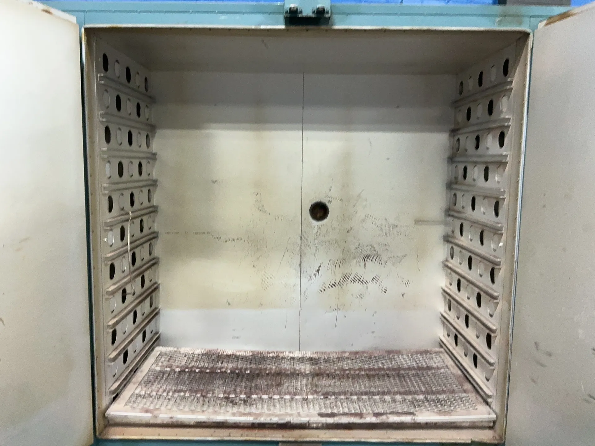 32" x 68" x 66" chamber, Grieve #SC-350, electric oven, 350°F, 12 KW, 34 A, Grieve charting system, 230 V. - Image 5