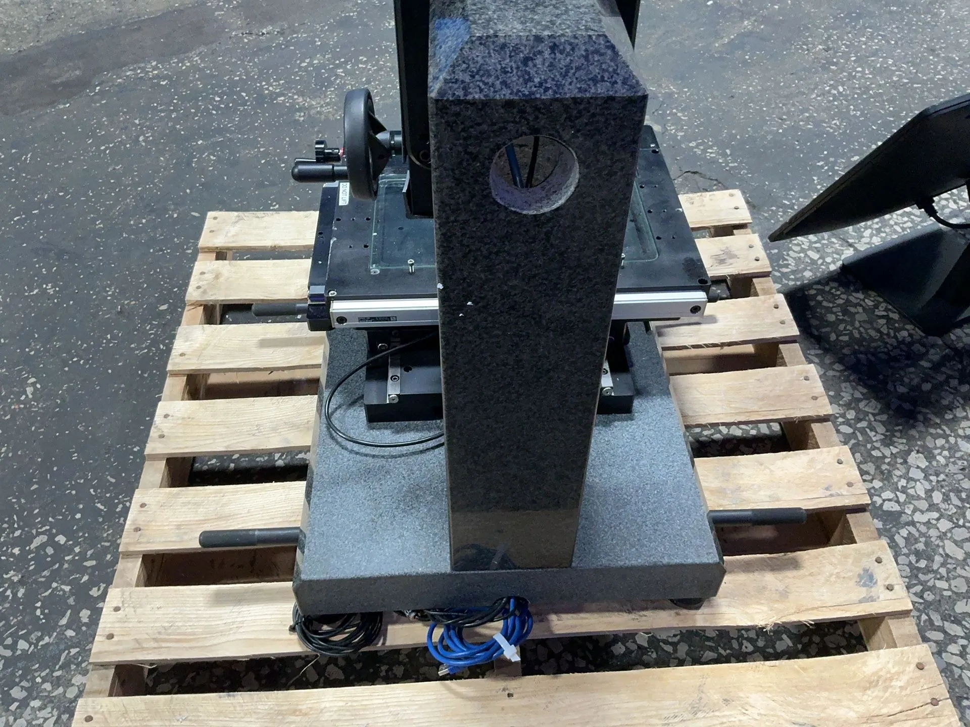S-T Instruments #20-9100-3300, inspection station, 8" x 14" capacity, 14" x 18" table, Acu-Rite SENC 150 - Image 5