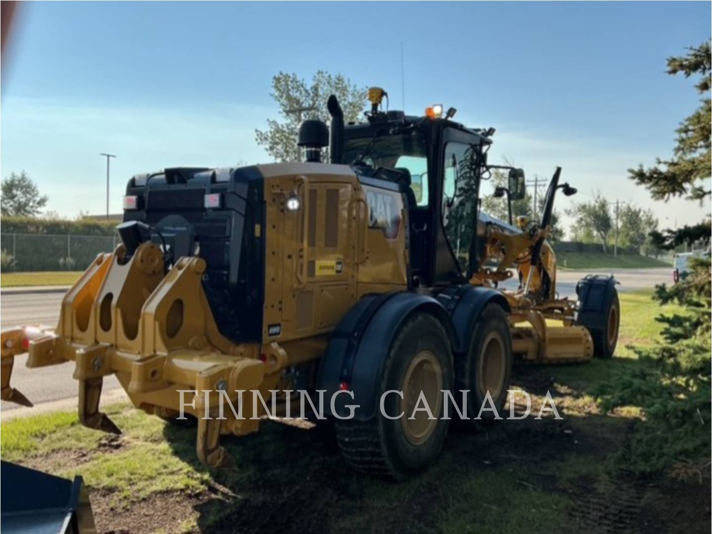 Caterpillar 150-15 AWD, Motor Grader, 555 hours, S/N: EB501925, 2025 - Image 3
