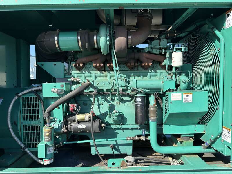 400 KW Cummins #DFCE, diesel generator set, 277/480 Volts, 605 HP @ 1800 RPM, NTA-855-G5 engine, weatherproof - Image 4