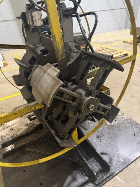 5000 lb. El-Met, double end uncoiler, 10" width, 62" outside dimensions, 16"-20" ID, powered mandrel - Image 3