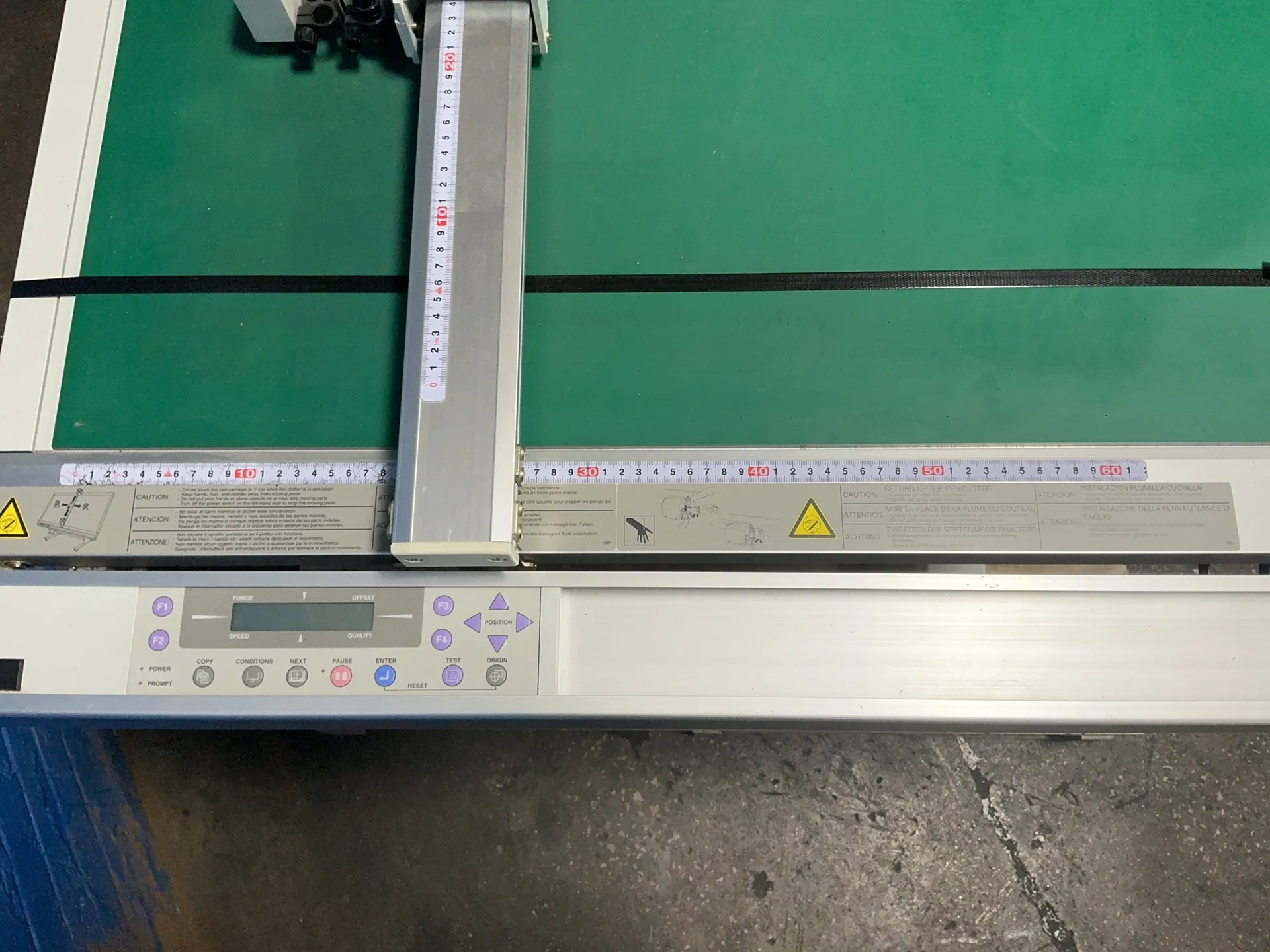 Graphtec #FC2250A-60VC, cutting plotter, 24" x 36" capacity, 1/50/60/100/120 - Image 3