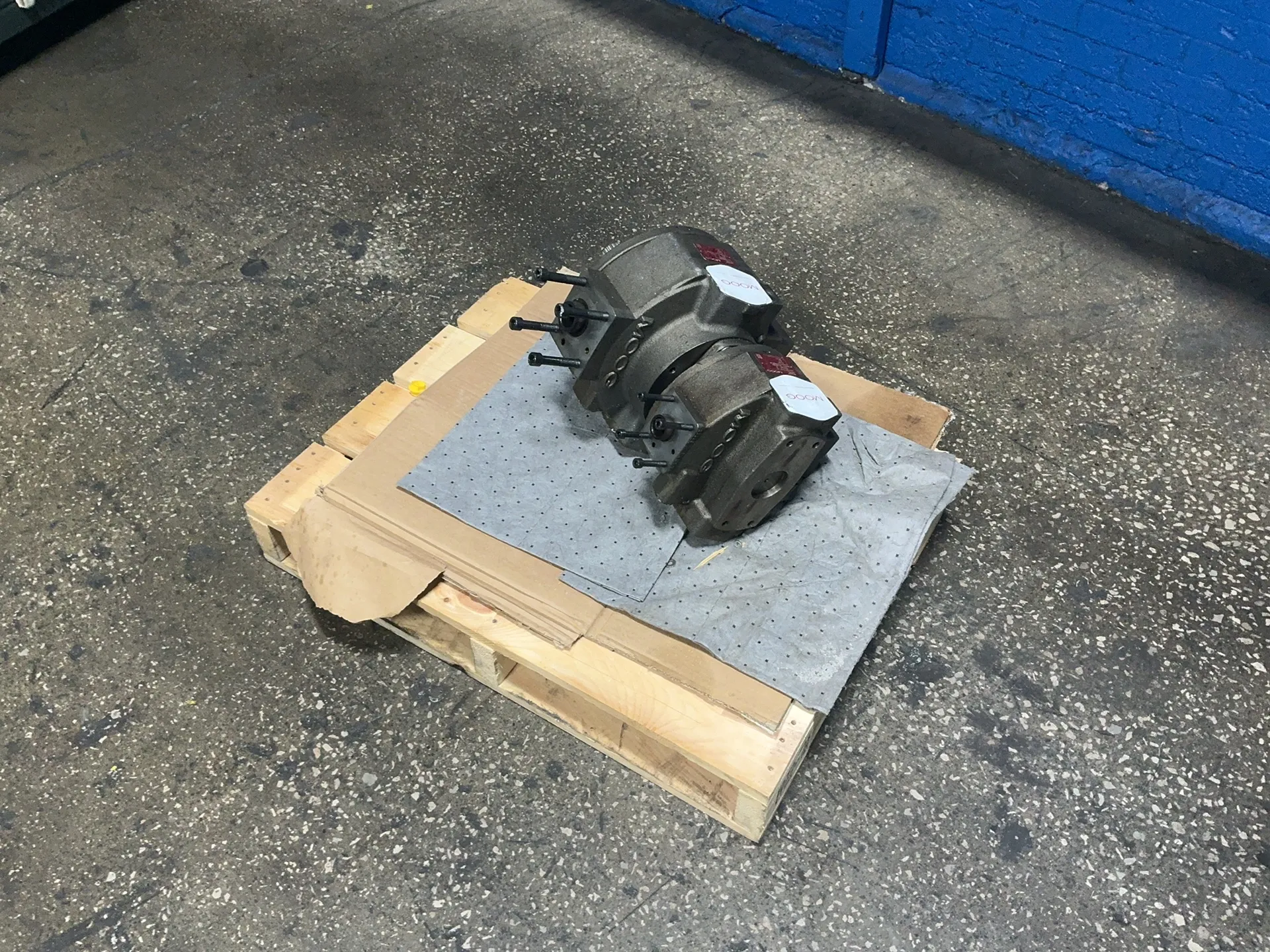 Moog #D953-0013/D955-0001, radial piston pump, 280 bar, 1800 RPM, 2014 - Image 2
