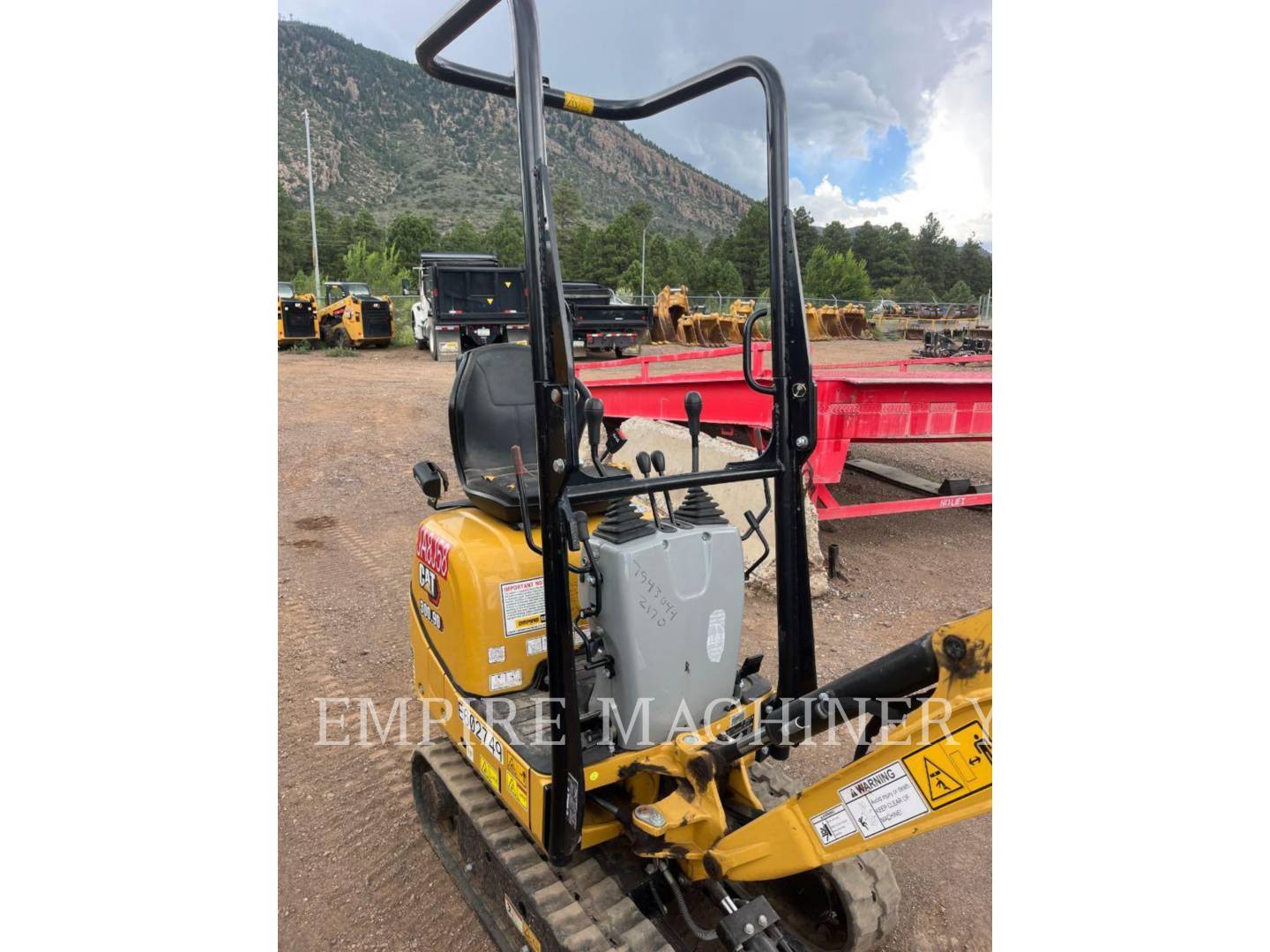 Caterpillar 300.9D, 131 hours, S/N: LJ202170, 2023 - Image 3