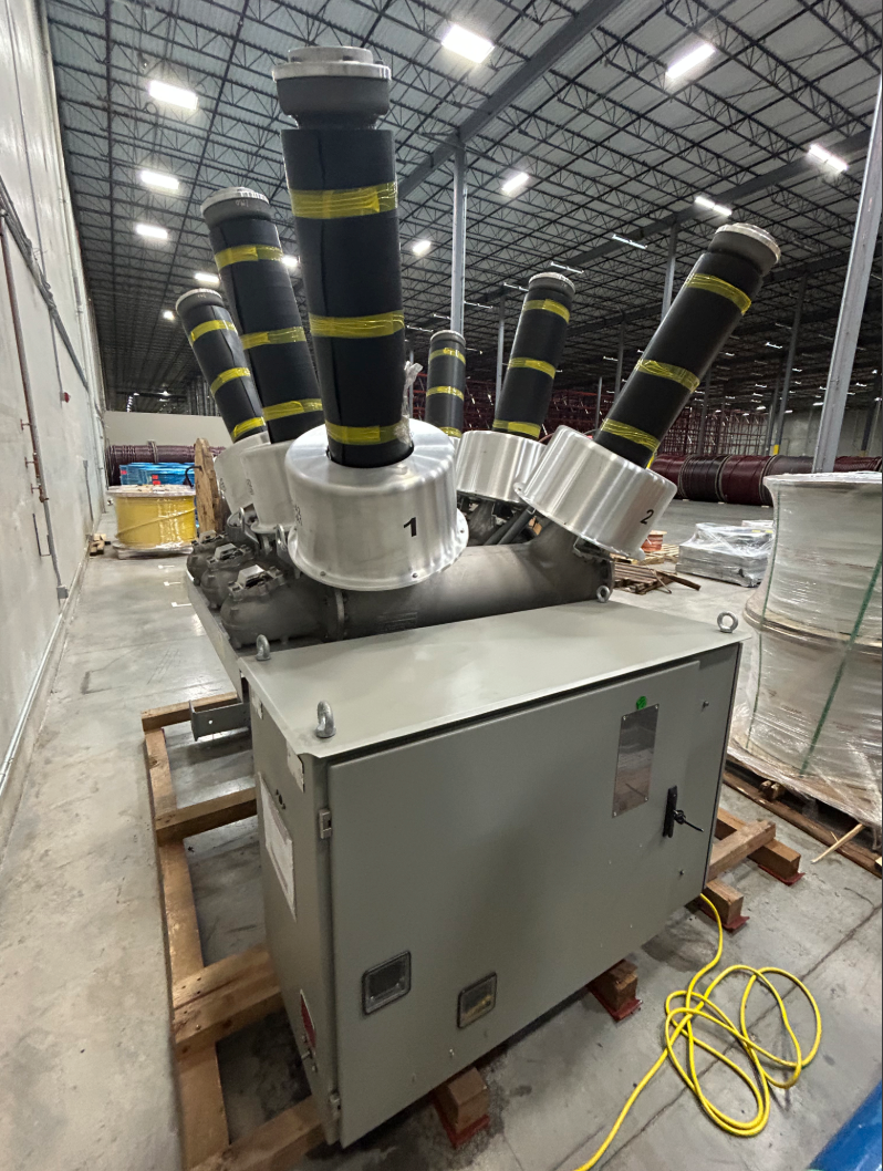 2000 Amps, Siemens Energy, 3 AP 1 DT 3AP1-DT, 72.5 KV, 40 KA, SF6 Dead Tank Circuit Breaker, 325 KV BIL, 125 - Image 1