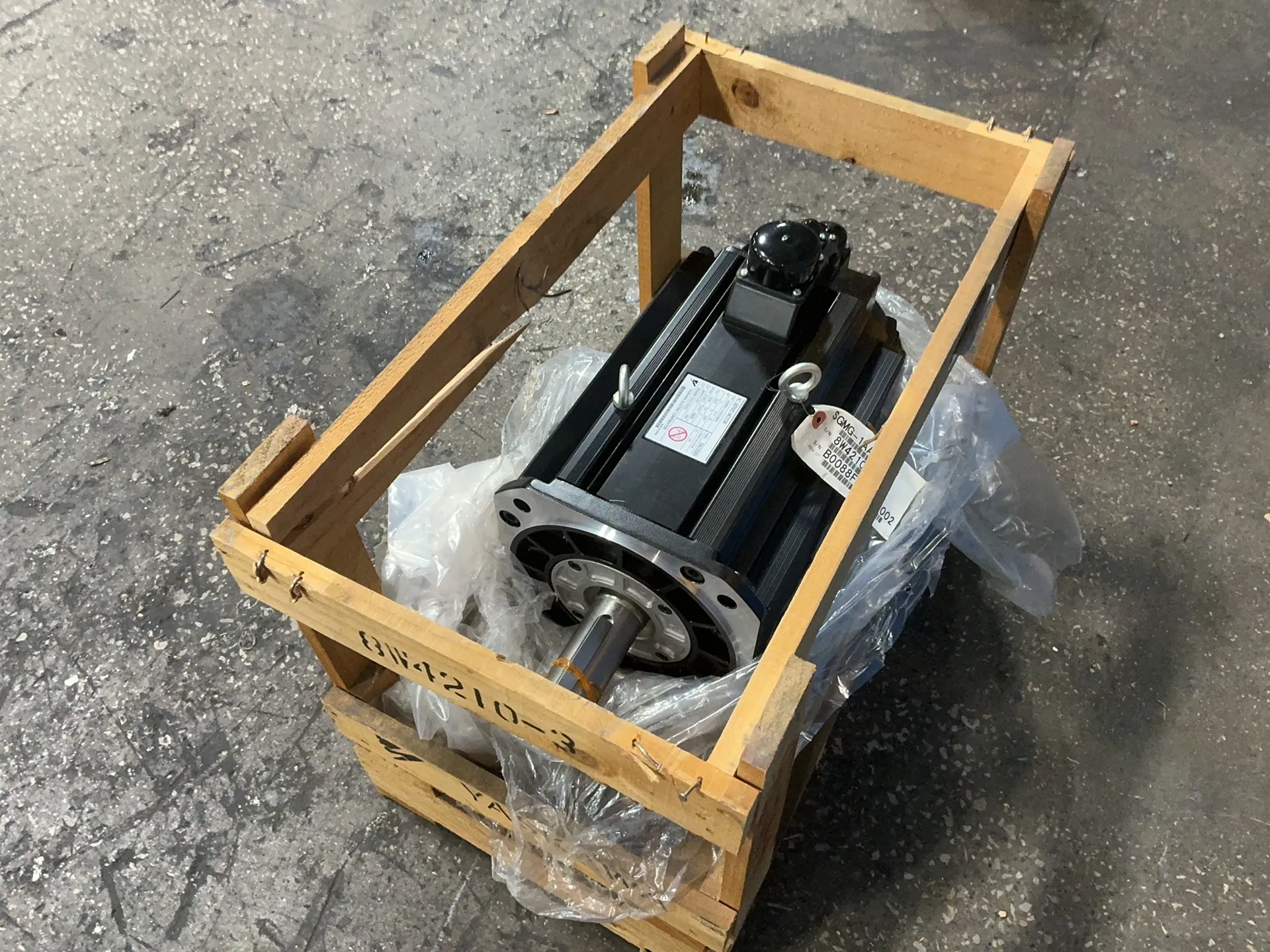 11 KW Yaskawa #SGMG-1AASABB, AC servo motor, 1500 RPM, 58.6 A, 200 Volts - Image 4
