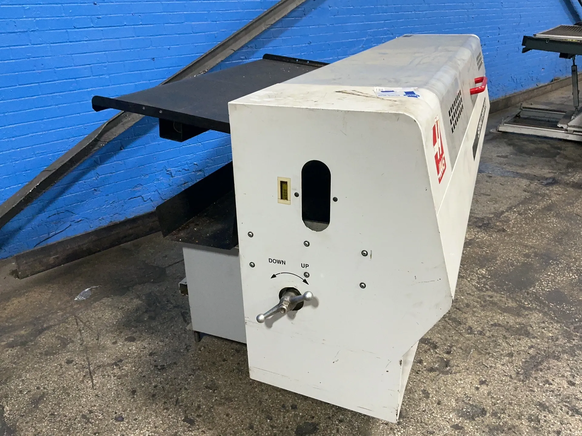 Haas #BAR-300, servo bar feeder, 62" capacity, 2003 - Image 3