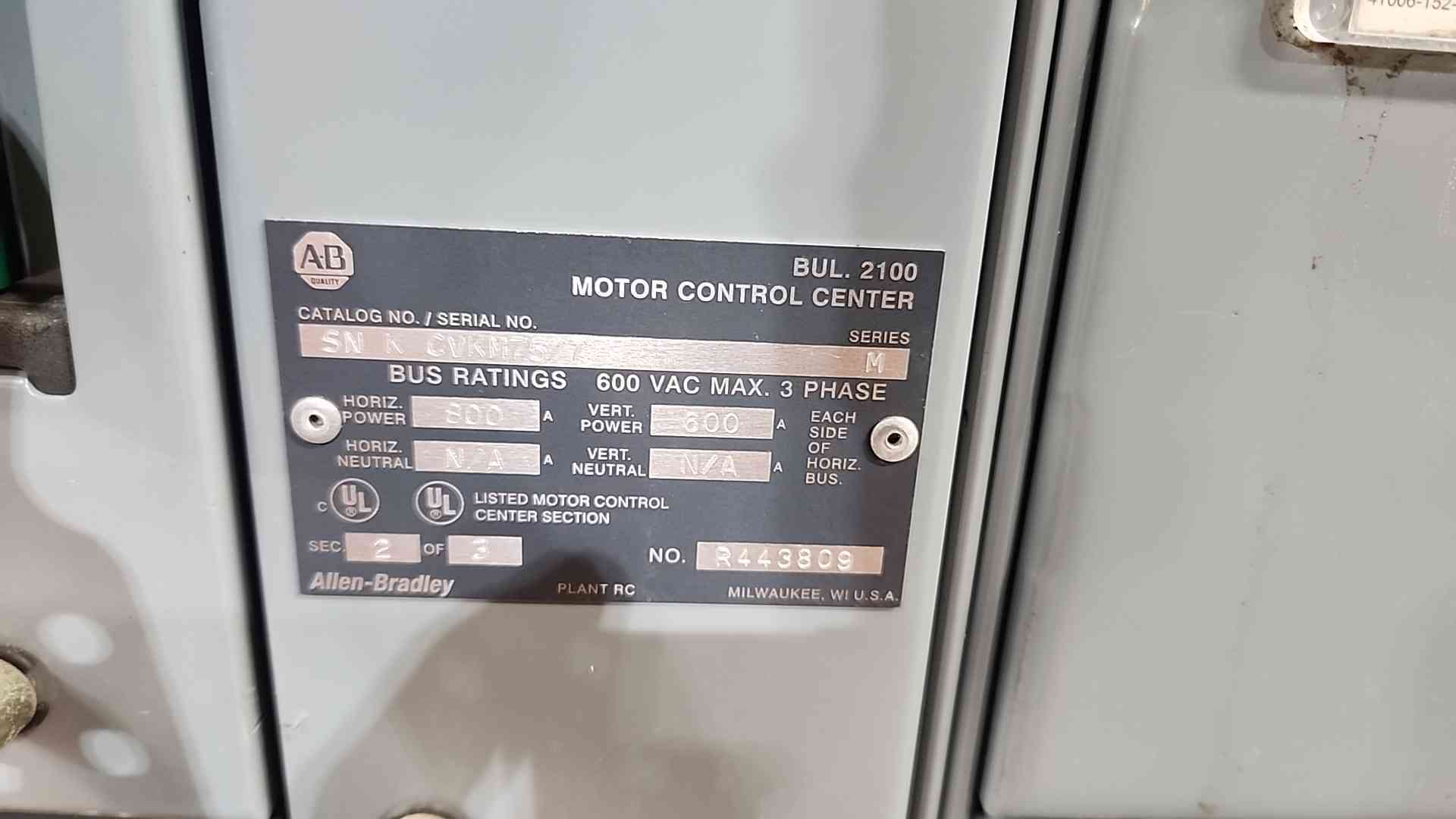 Allen-Bradley Centerline 2100, motor control center, 800 Amp., 600 Volts, 3 phase, 3 section lineup, w/ - Image 4