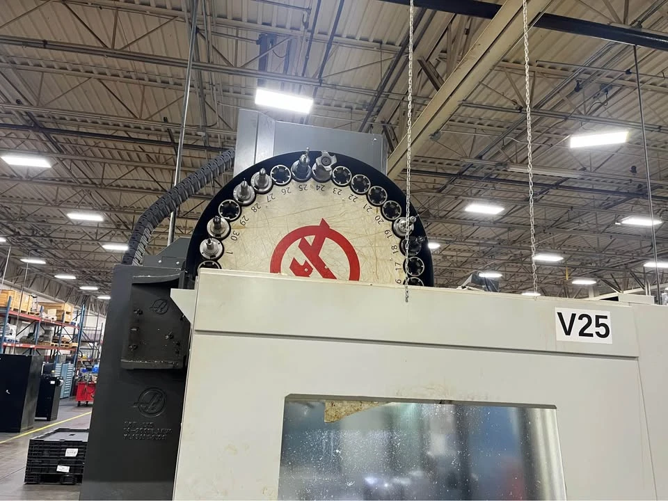 Haas #VF-5/50XT, 4-Axis CNC Vertical Machining Center, 60" X, 26" Y, 25" Z, 62" x 23" table, 30 HP, 7500 RPM - Image 7