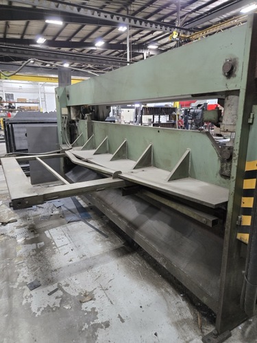 1/4" x 12' Betenbender, hydraulic shear, 144" cutting length, 36" Back Gauge, 13 SPM, 21 hold downs, 1" x 4" - Image 3