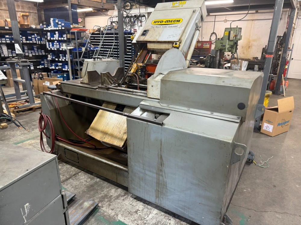 18" x 20" Hyd-Mech #V-18, vertical band saw, 2001 - Image 2