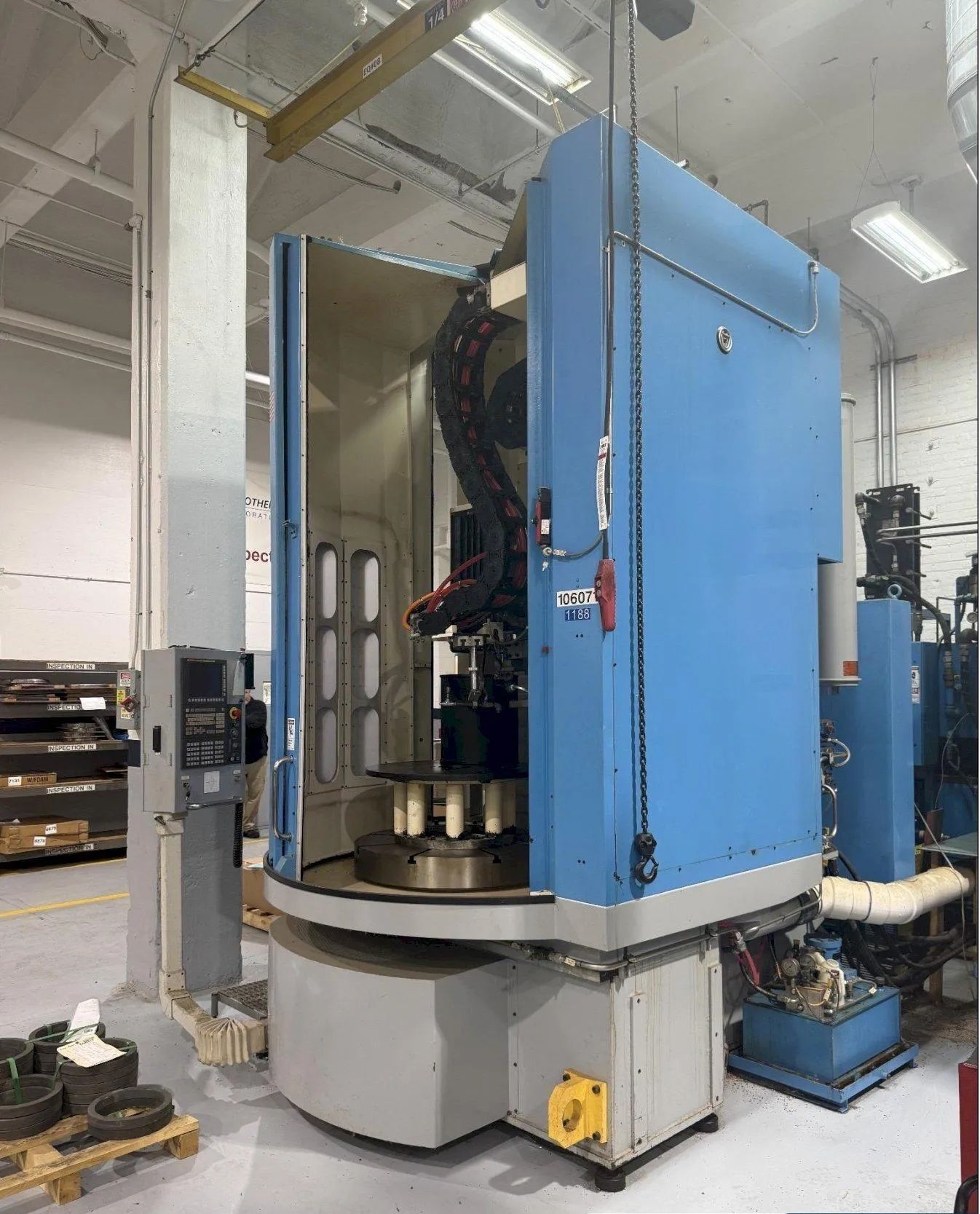 Campbell #750-36-36-36/42, CNC vertical grinder, Fanuc 31iA, coolant filtration unit, chiller, 2016 - Image 3