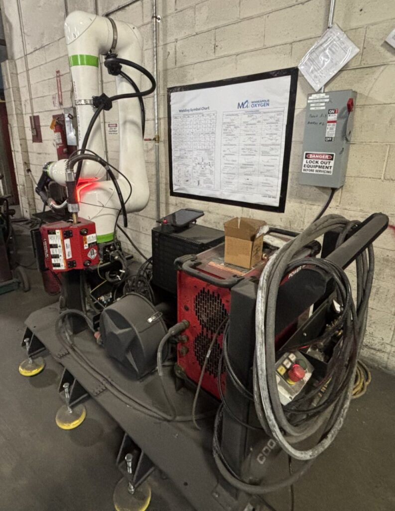 Fanuc, CRX-25iA, collaborative robot welding cell, 25 kG payload, 74.4" reach, 2025 - Image 2