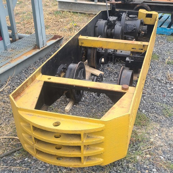 Eimco #401, Air Trammer Locomotive, 18" rail gauge, 5-cylinder air motor, chain-driven axles - Image 4