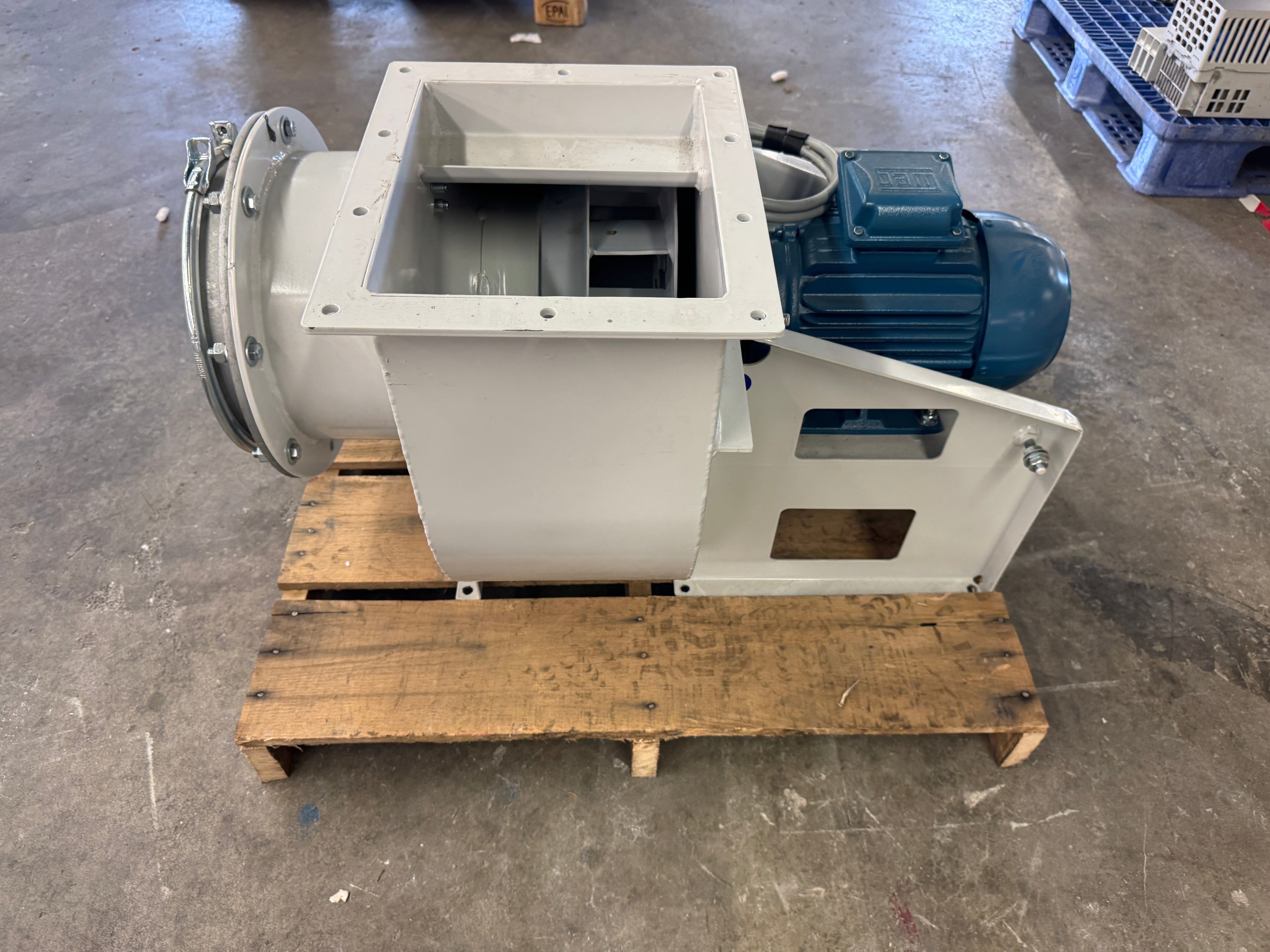 2825 CFM, Fan Systems #S-RSZ10A/280/355/1, Centrifugal Blower, 3 S.P., 2.14 KW, 2827 RPM, 60°C Max, 2024 - Image 5
