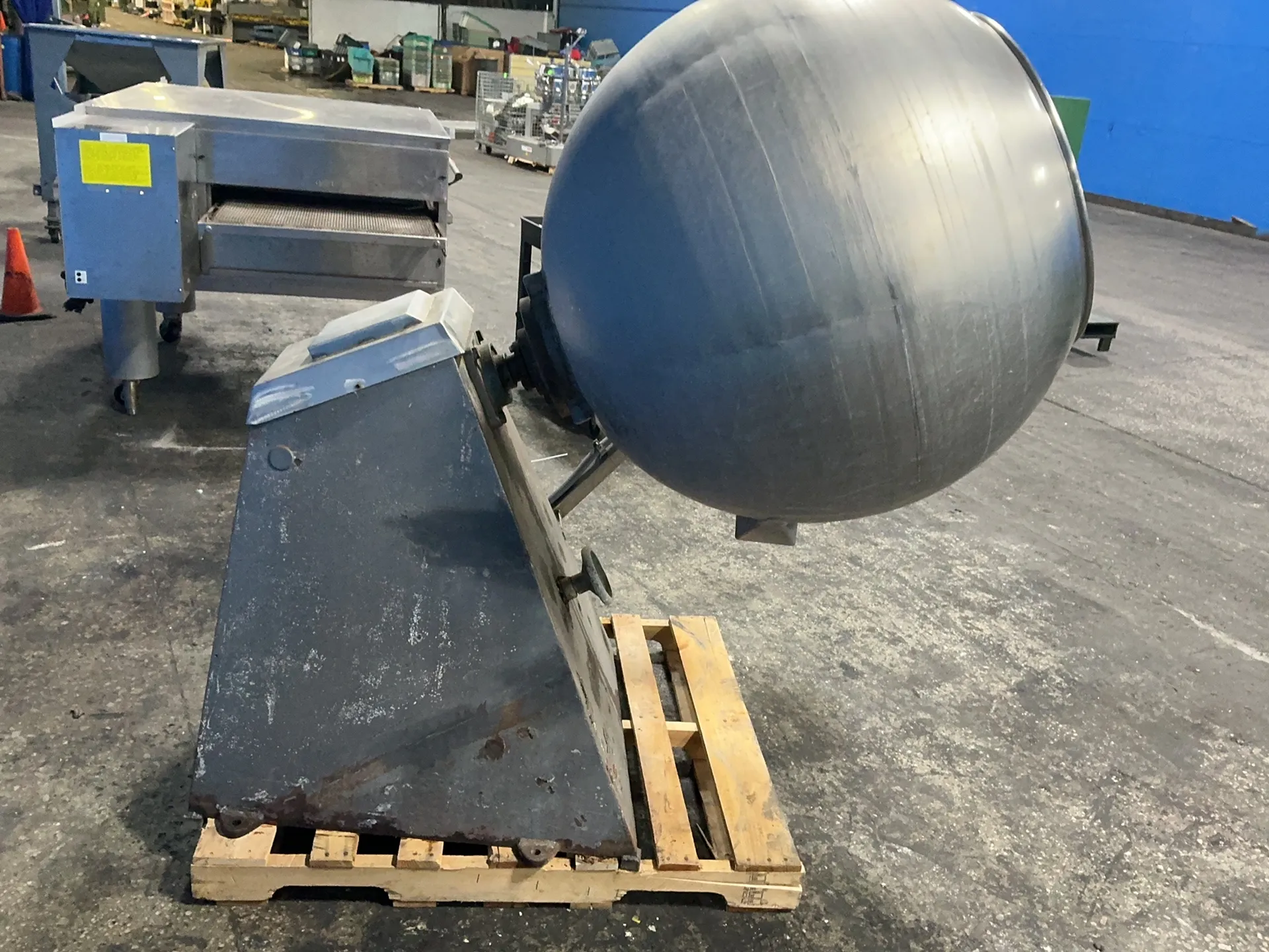 27" diameter coating pan machine, #MXRBLD03, Yaskawa V1000 drive, 600 V. - Image 5