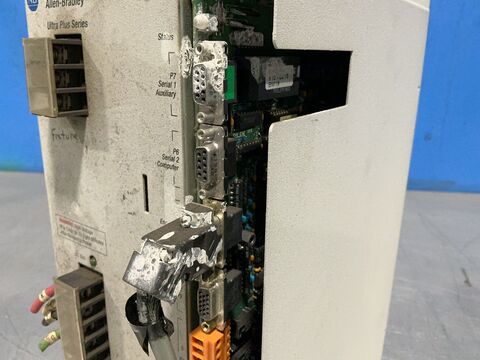 Allen-Bradley #1398-PDM-075, Ultra Plus series positioning servo drive, 28 A, 120/240 Volts, 2001 - Image 4