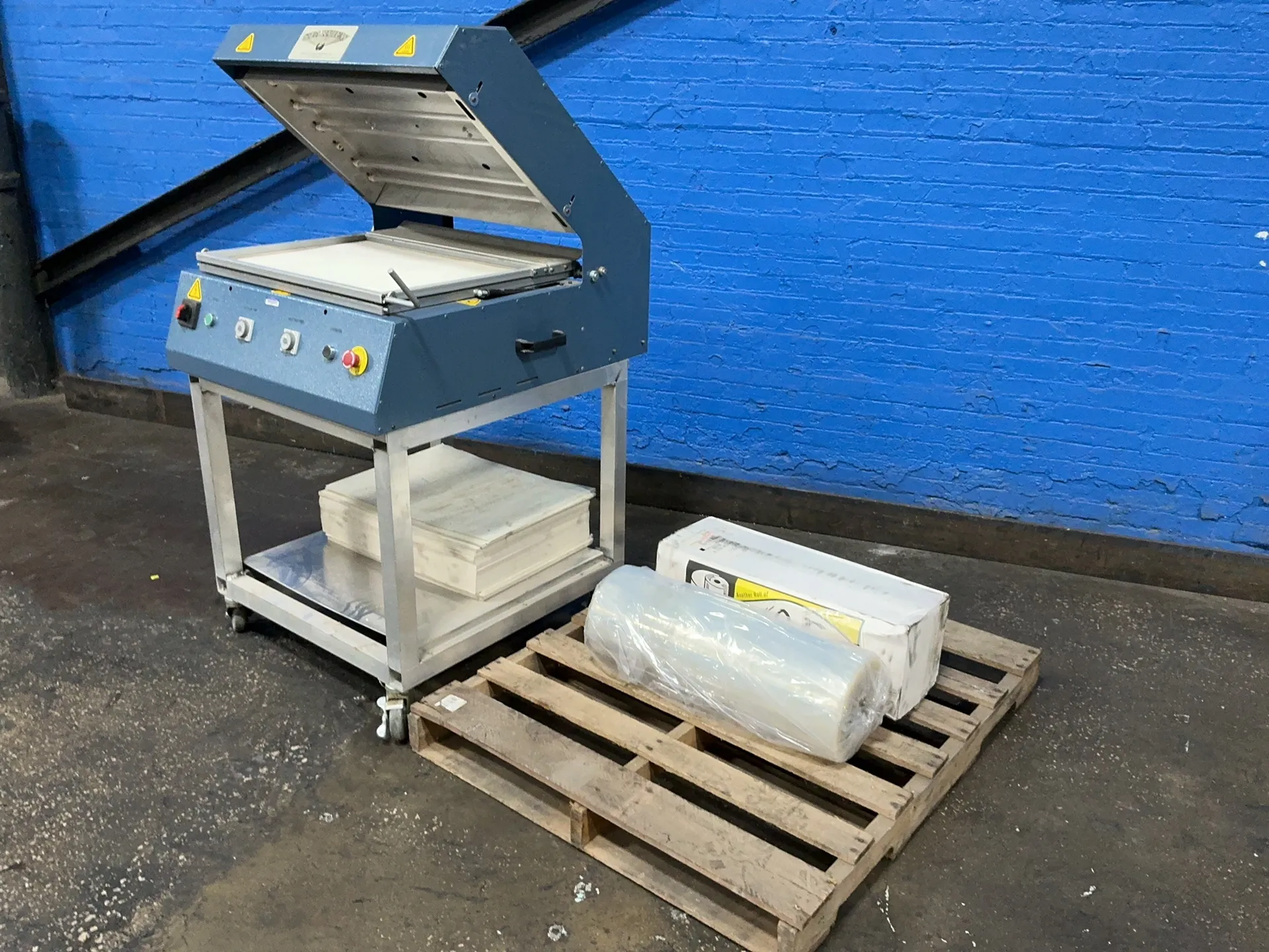 Starview #MSP-1824, wrapping machine, 18" x 24" capacity, 1/4 HP, 40 A, 230 V., 2019 - Image 3