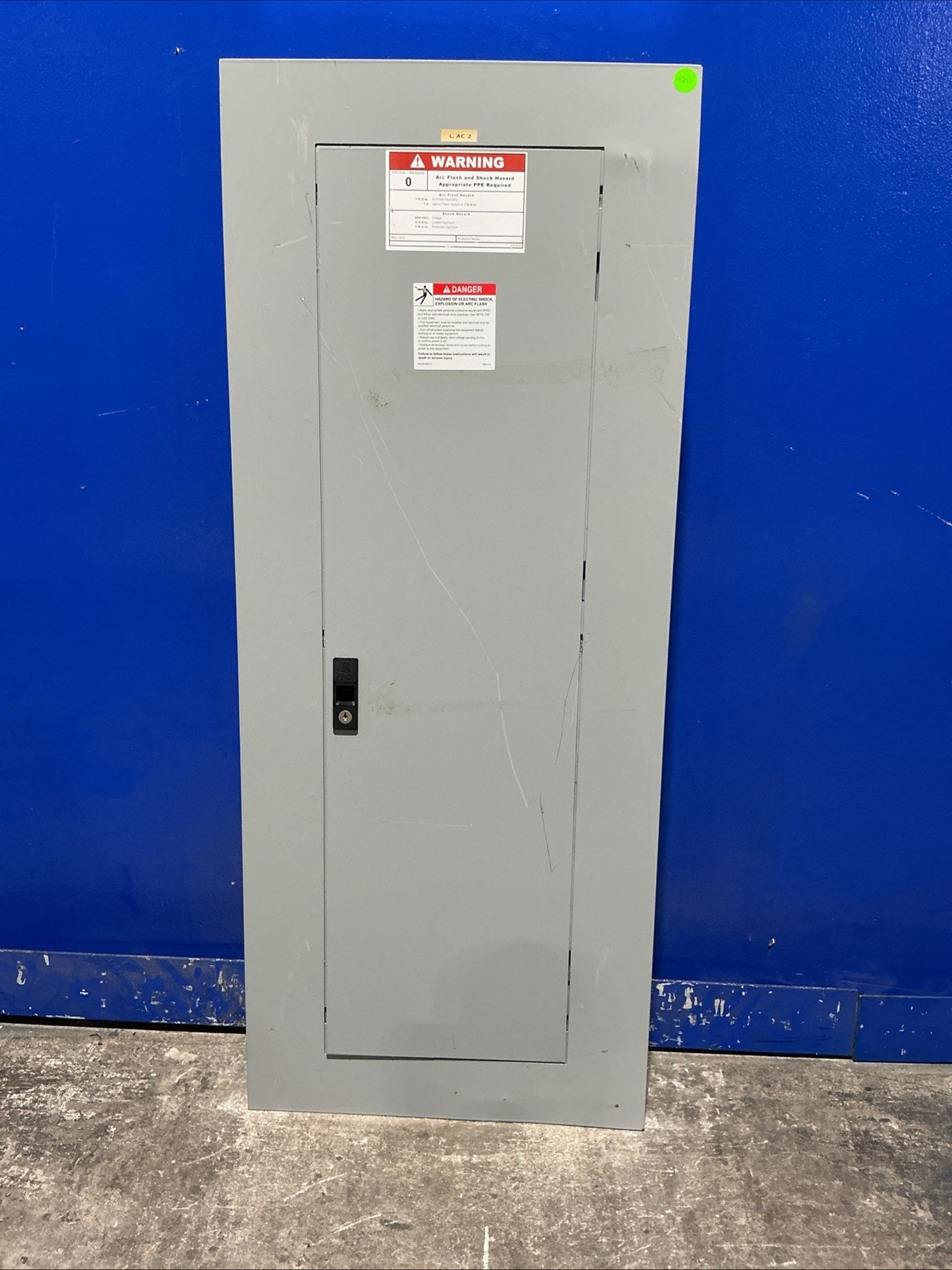 225 Amp. General Electric AQU3422RCX, Main Breaker Panelboard, 225 Amp main breaker, 208Y/120 Volts, 3 Phase - Image 8