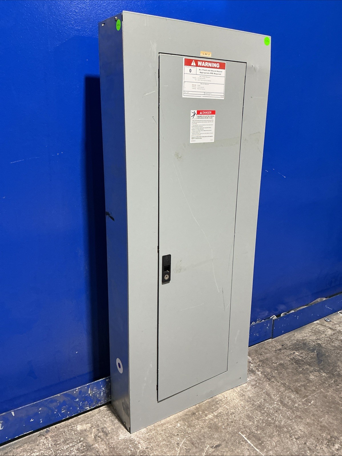 225 Amp. General Electric AQU3422RCX, Main Breaker Panelboard, 225 Amp main breaker, 208Y/120 Volts, 3 Phase - Image 9