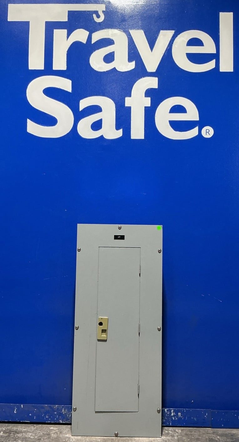 150 Amp. Westinghouse YS2048, Main Breaker Panelboard, 150 Amp main breaker, 208Y/120 Volts, 3 Phase, 4 Wire - Image 1